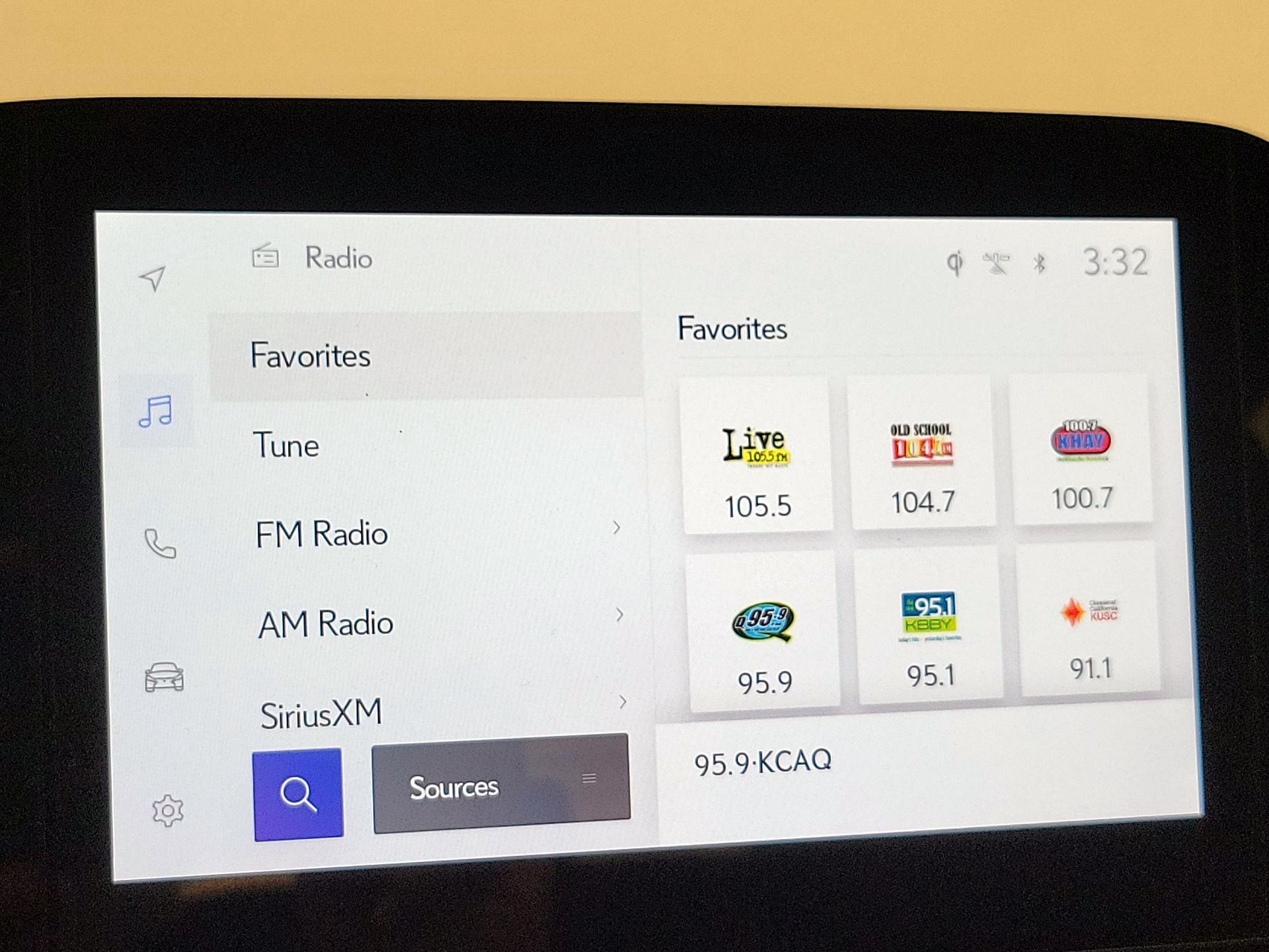 Thumbnail: 2025 Lexus UX - 15