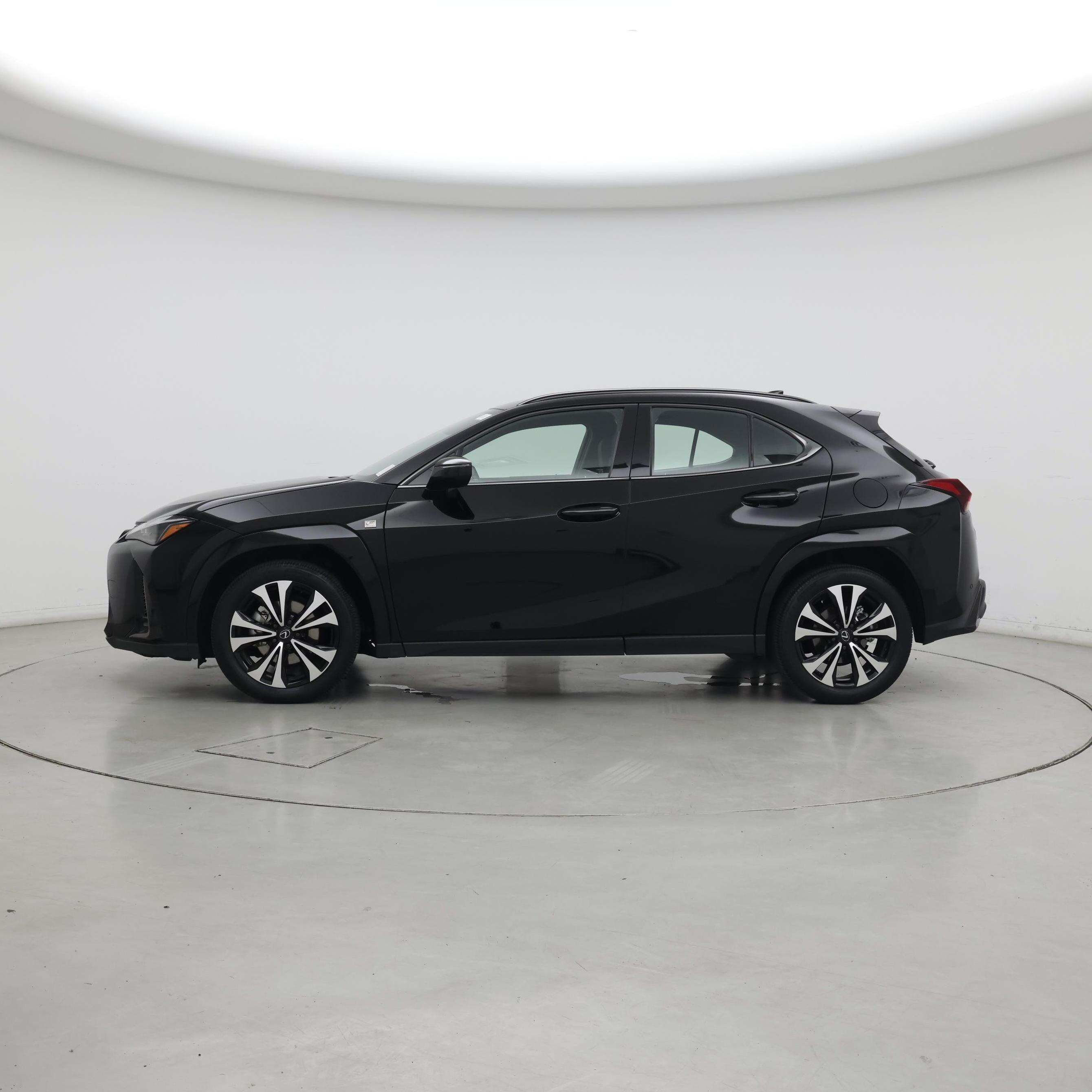 Thumbnail: 2025 Lexus UX - 3
