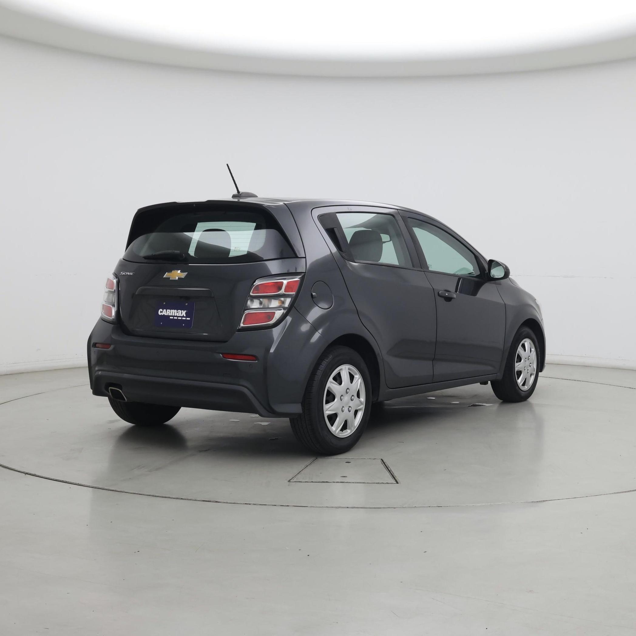 Thumbnail: 2020 Chevrolet Sonic - 8