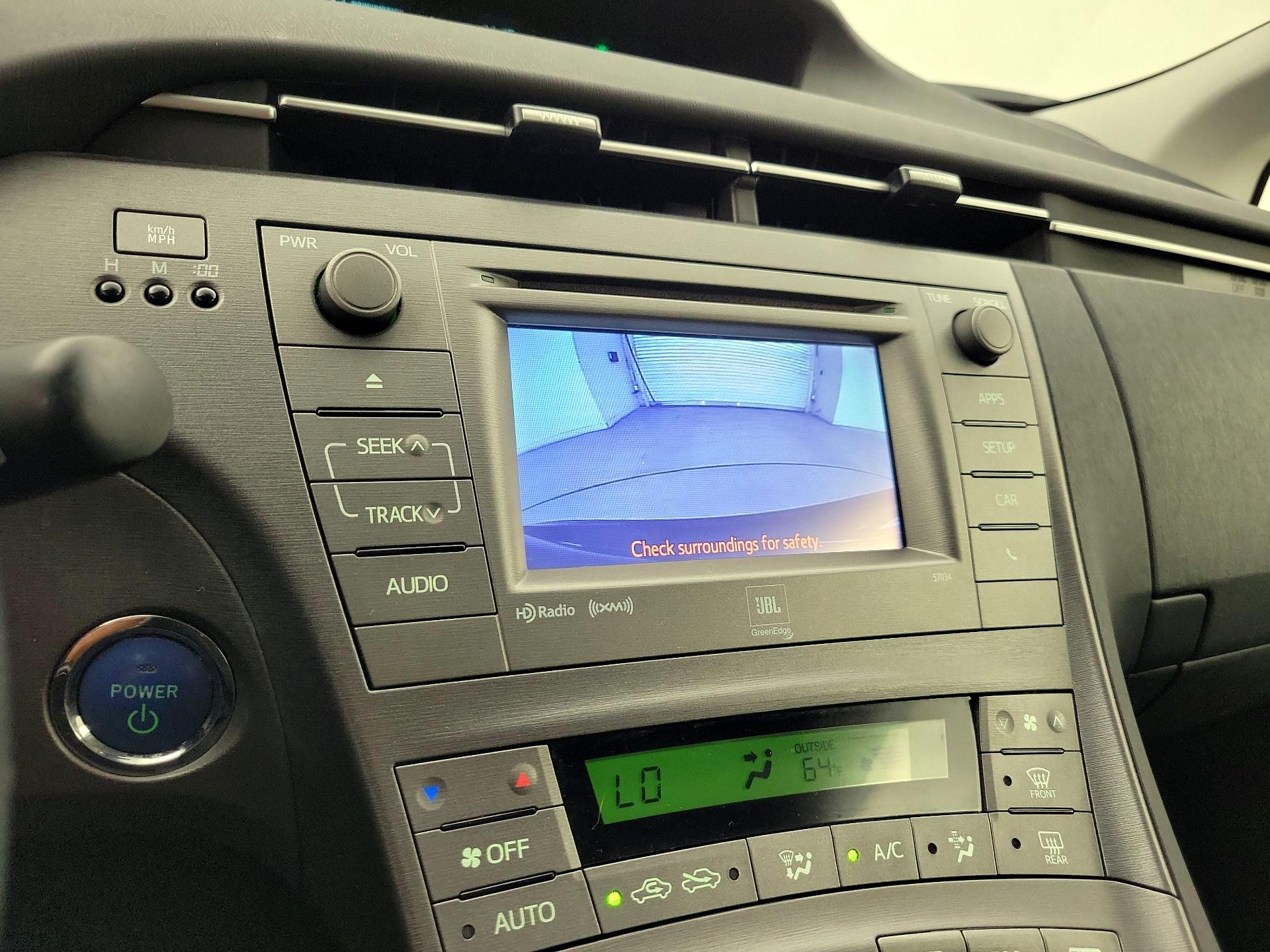 Thumbnail: 2015 Toyota Prius - 15