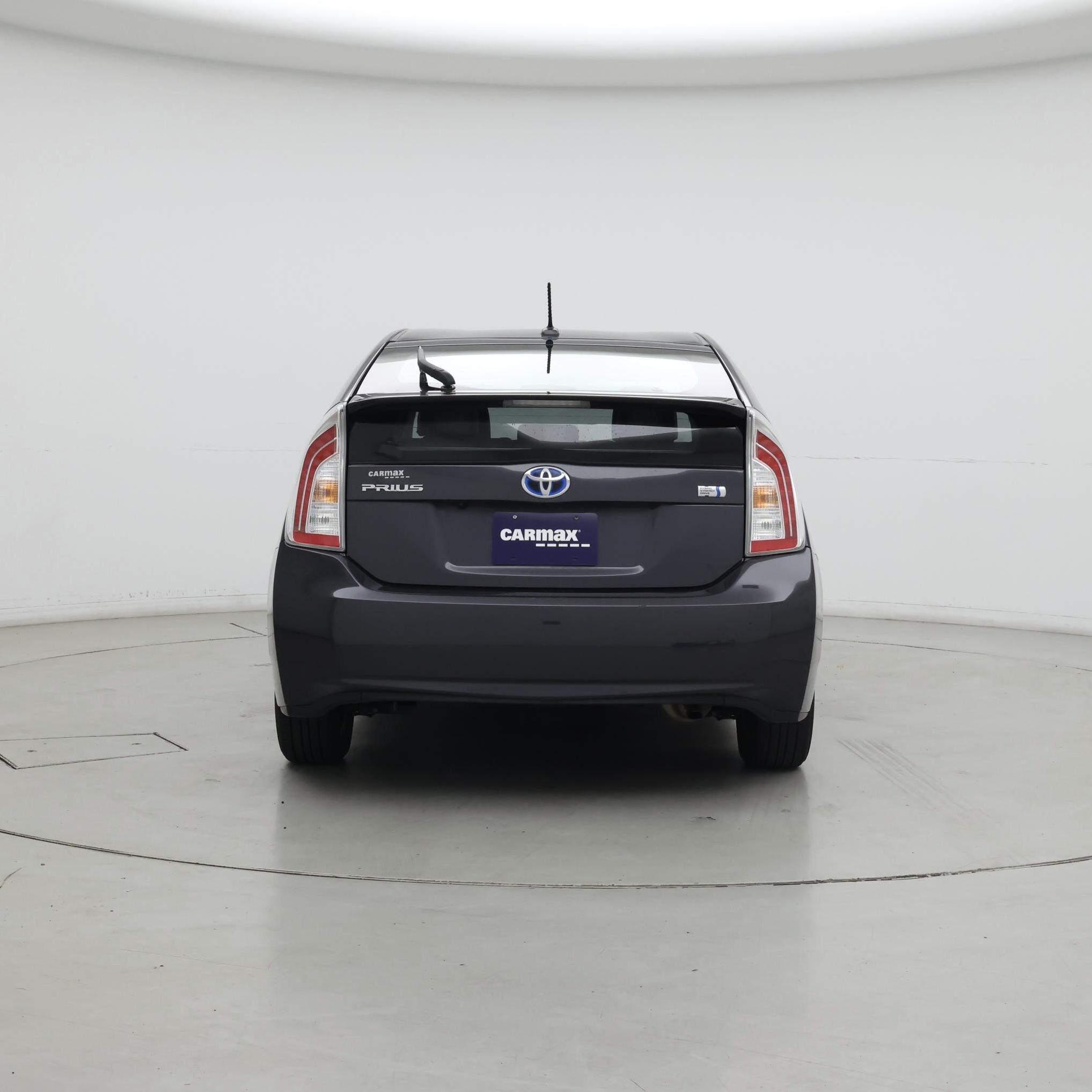 Thumbnail: 2015 Toyota Prius - 6