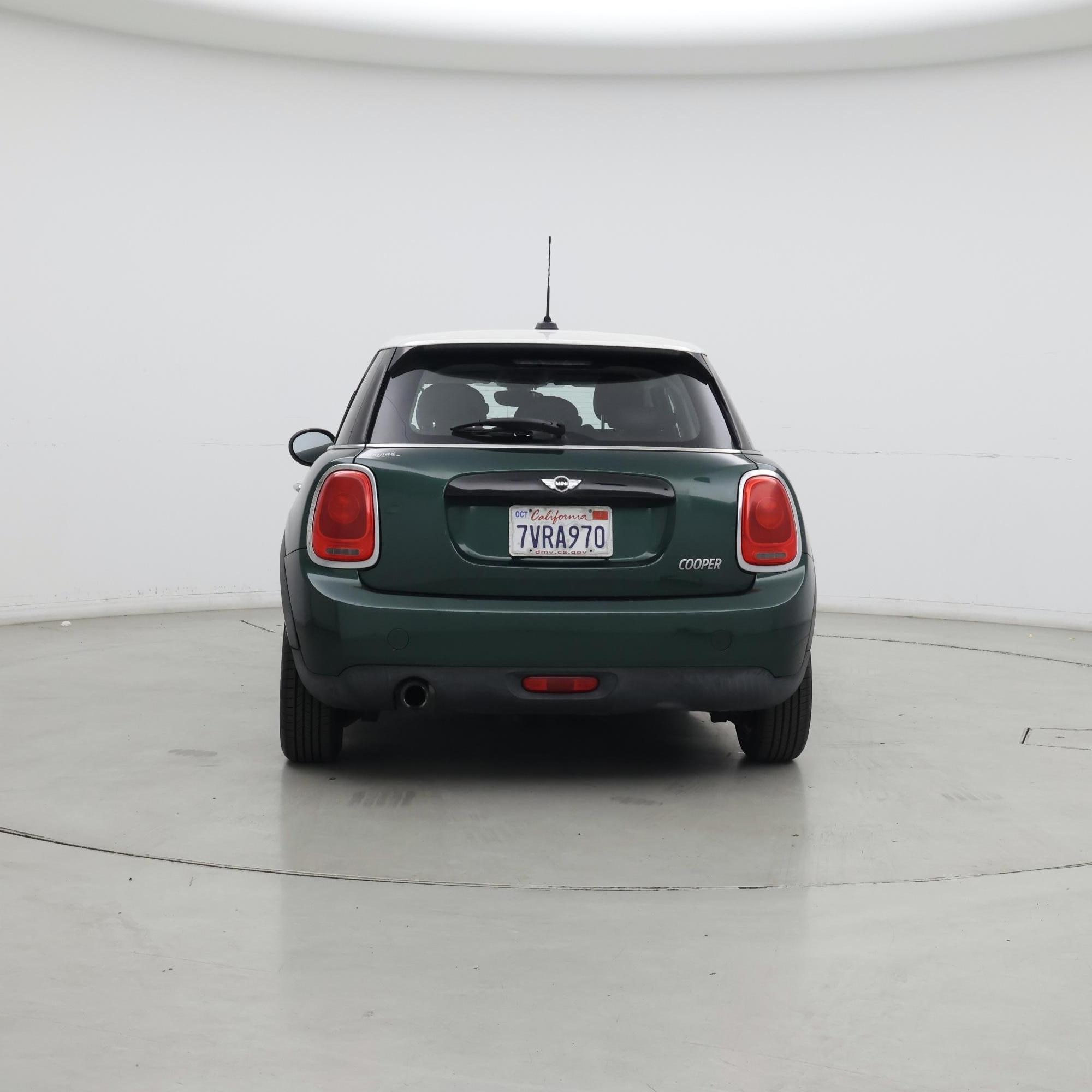 Thumbnail: 2017 MINI Cooper Hardtop - 6
