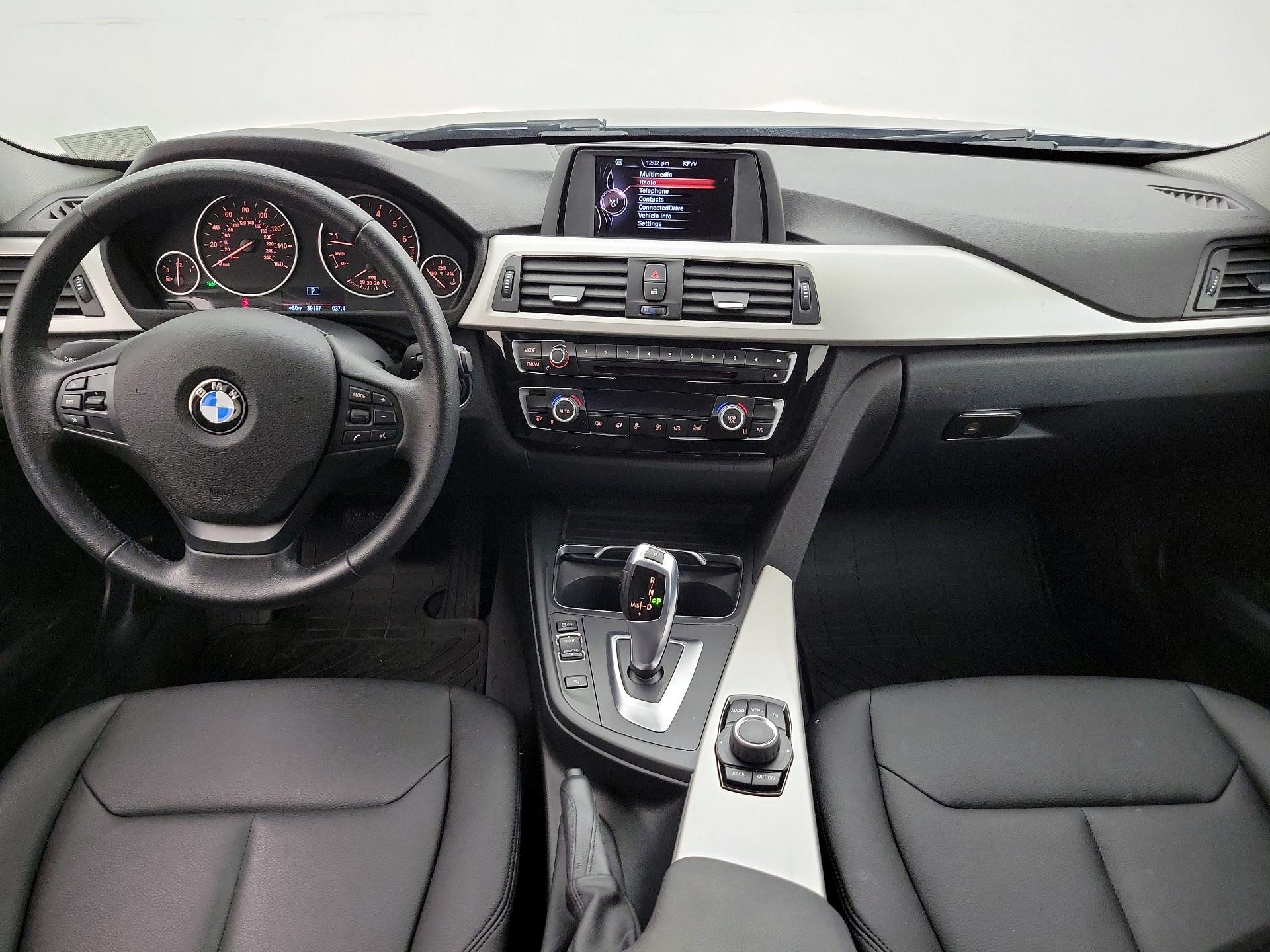 Thumbnail: 2016 BMW 3 Series - 9