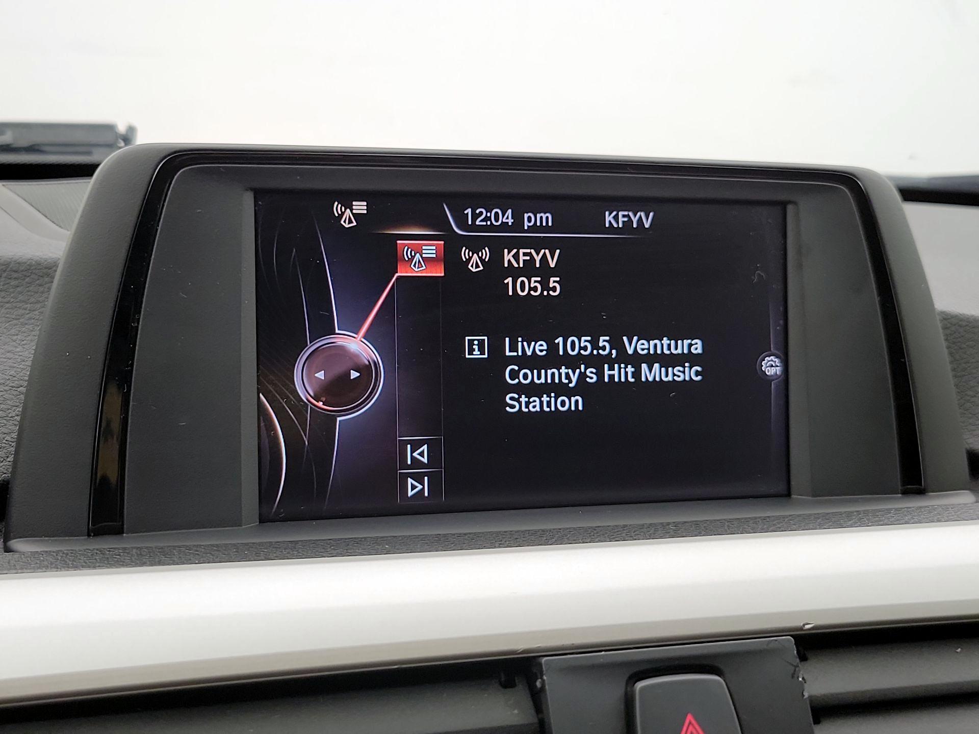 Thumbnail: 2016 BMW 3 Series - 15