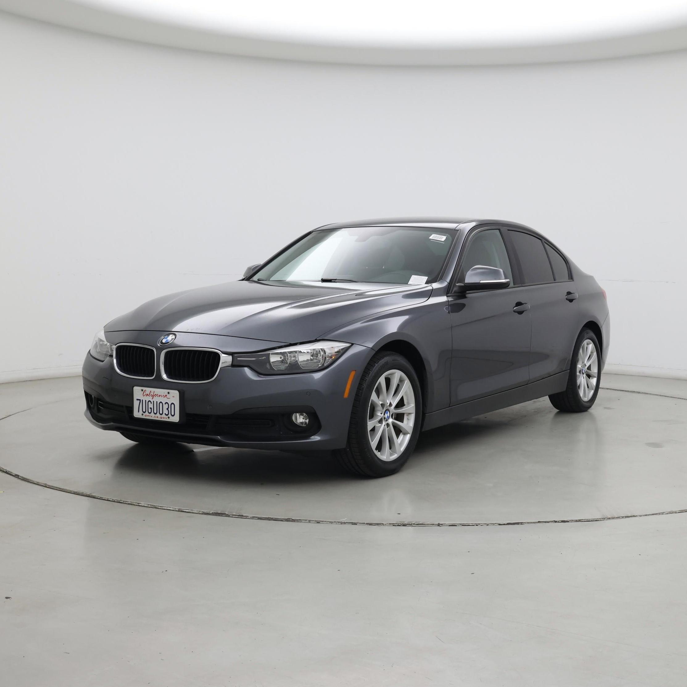 Thumbnail: 2016 BMW 3 Series - 4