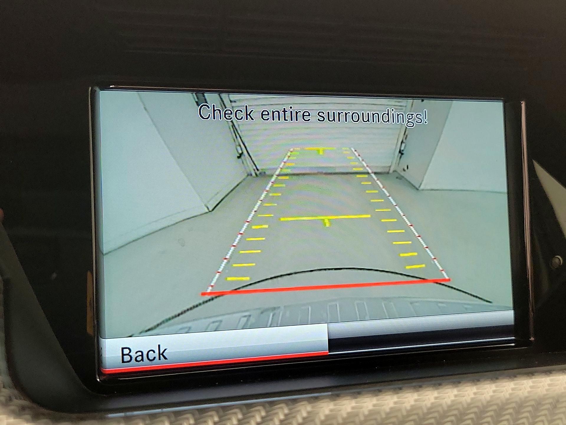 Thumbnail: 2015 Mercedes-Benz GLK - 15