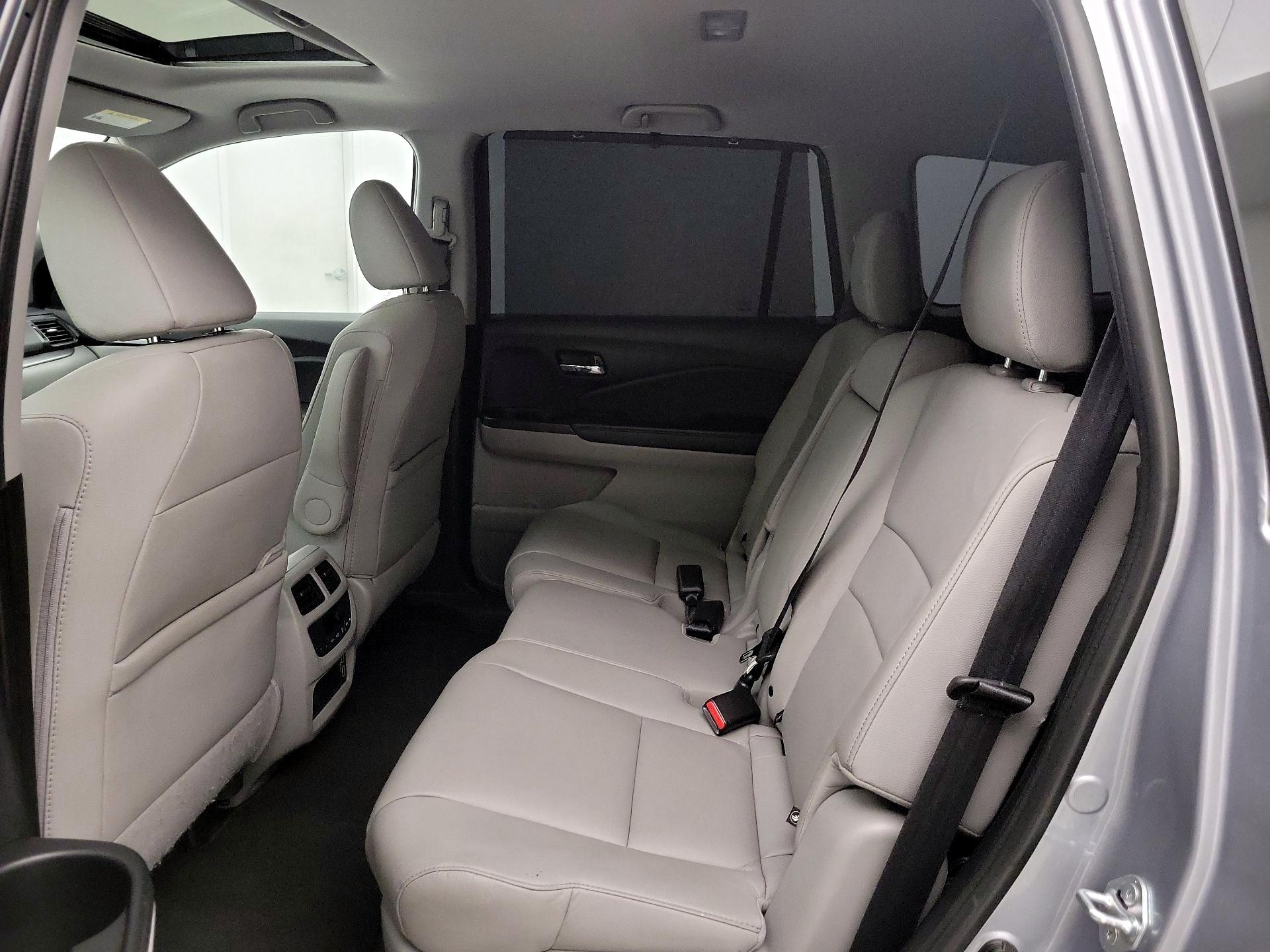 Thumbnail: 2022 Honda Pilot - 20