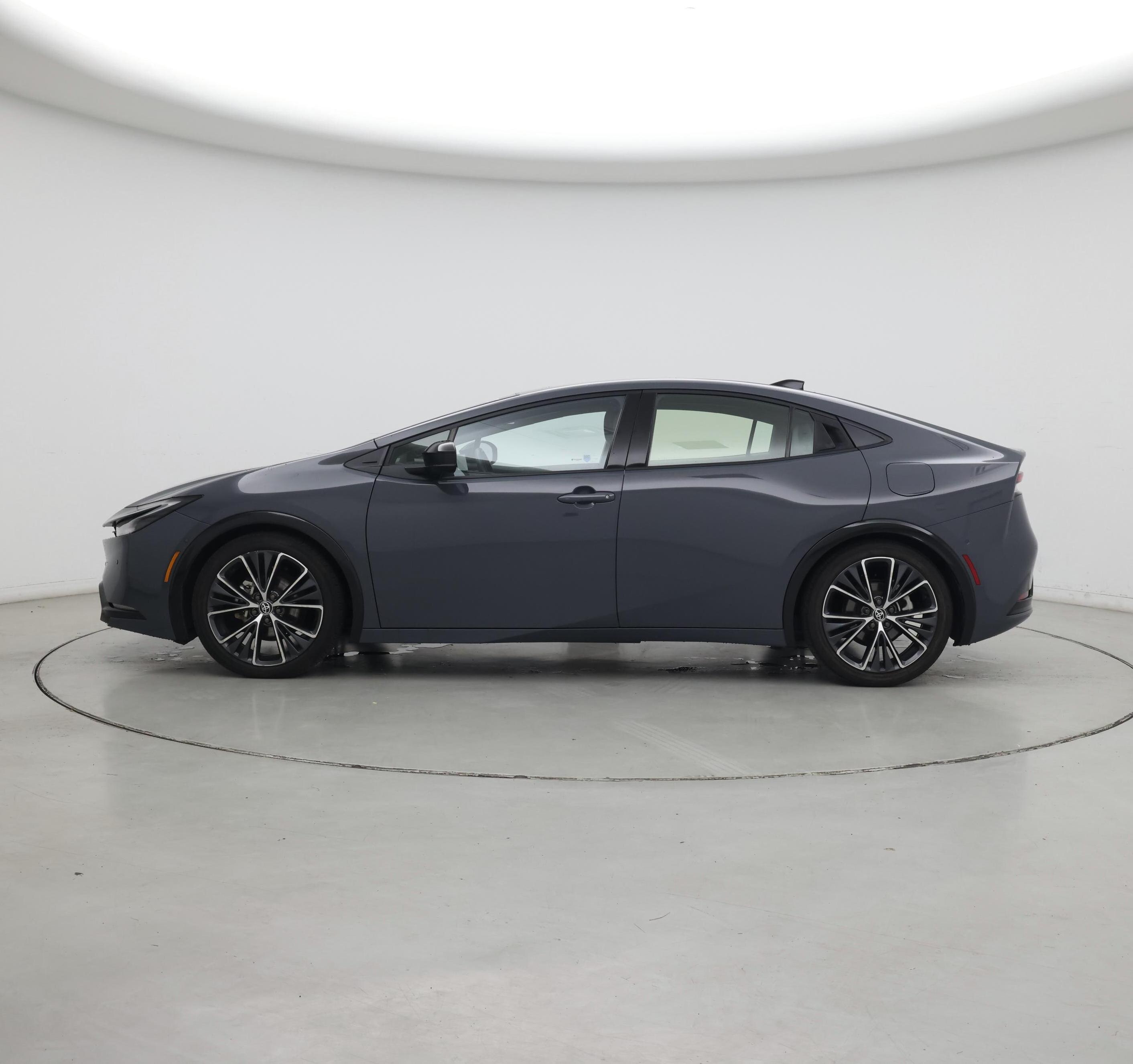 Thumbnail: 2023 Toyota Prius - 3