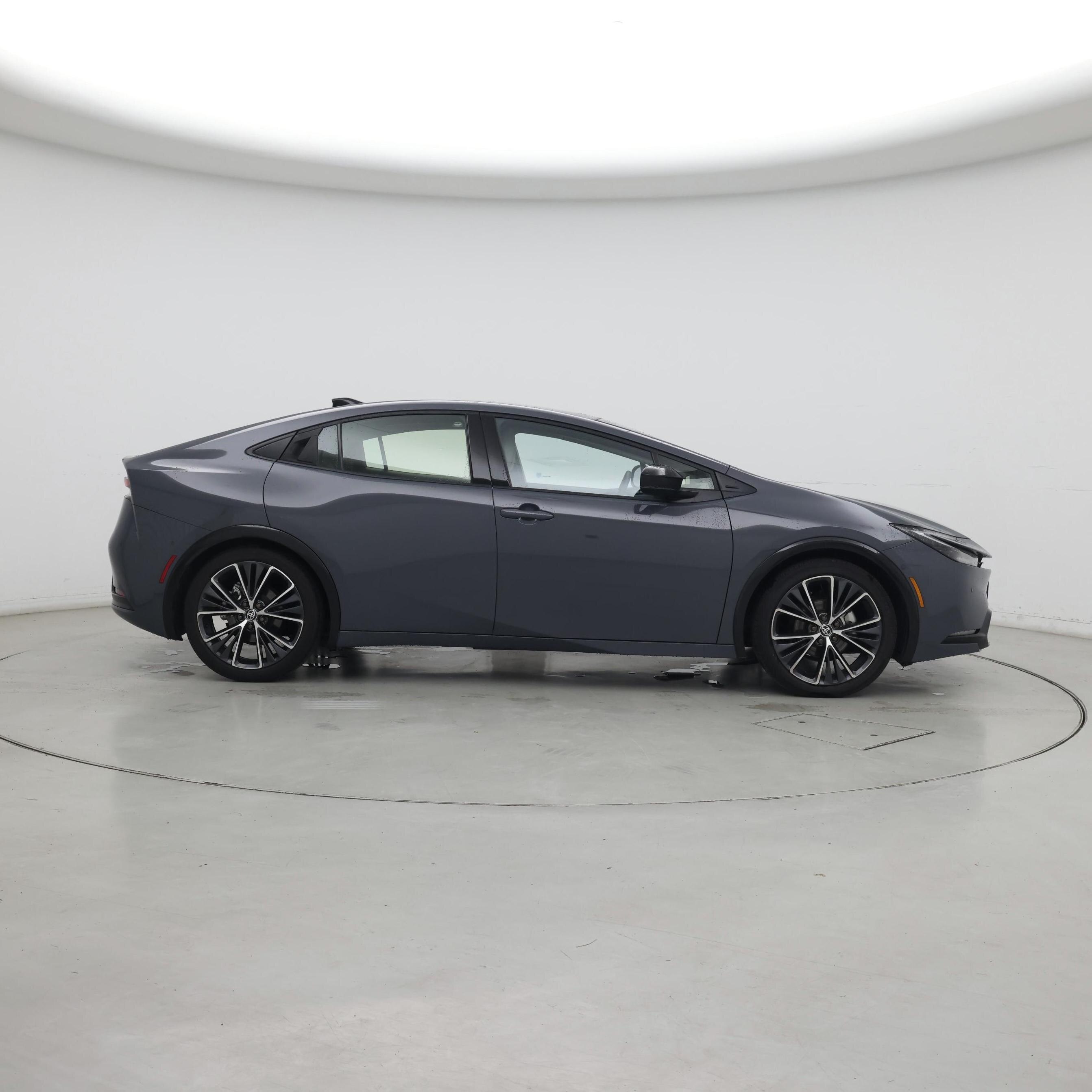 Thumbnail: 2023 Toyota Prius - 7