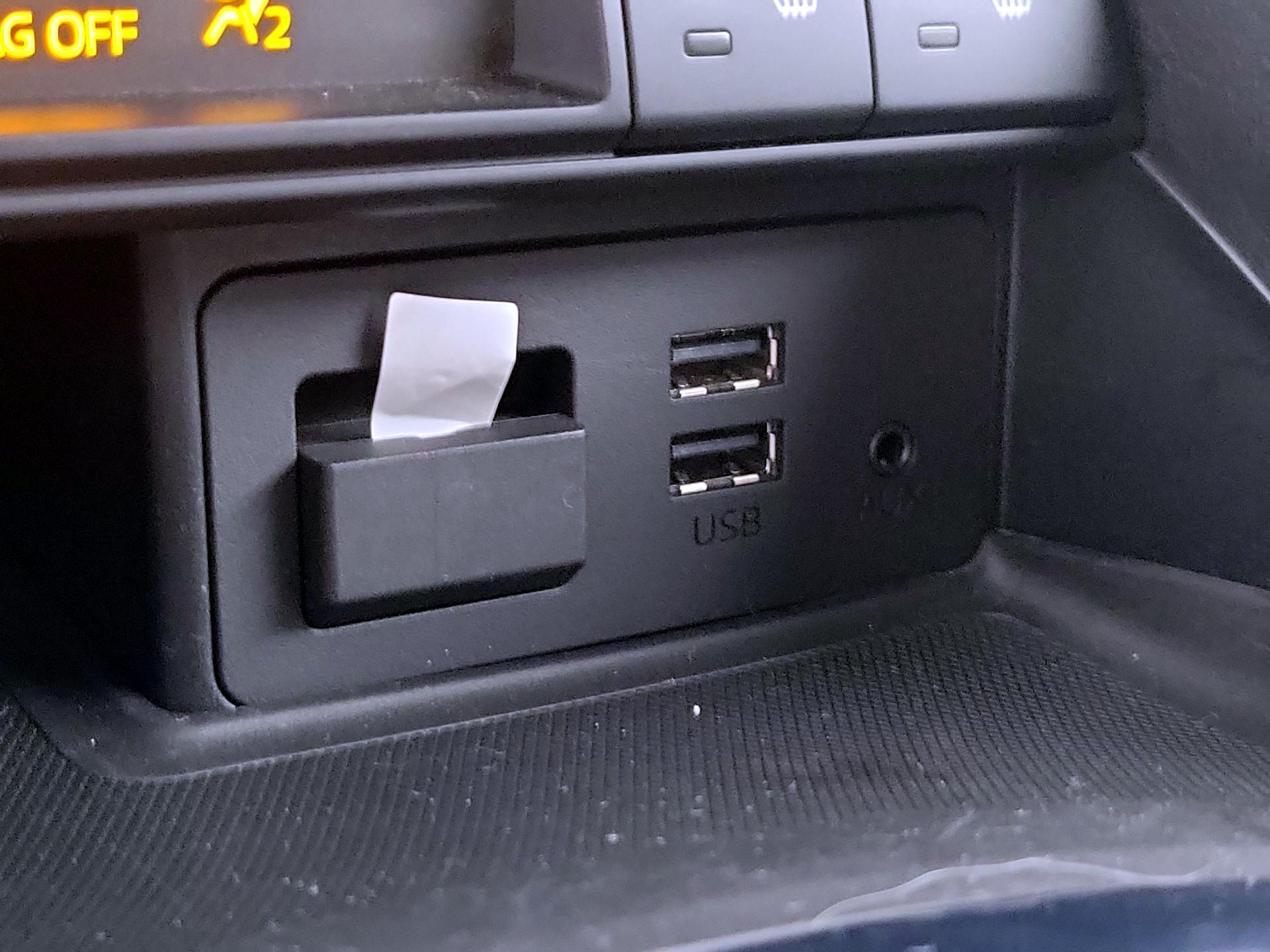 Thumbnail: 2019 Mazda MX-5 Miata - 18