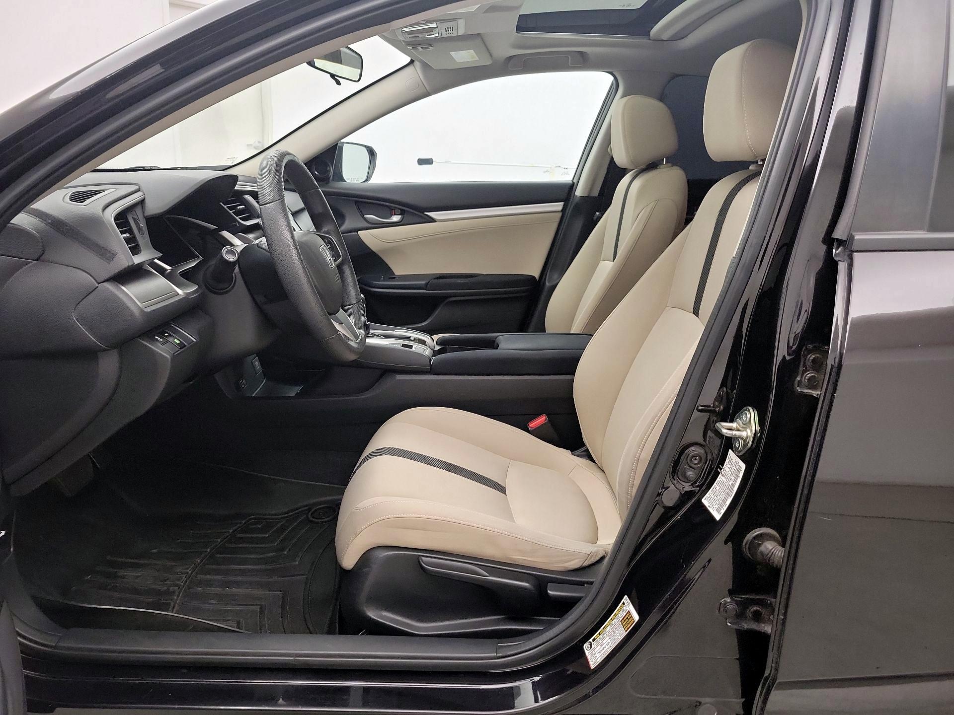 Thumbnail: 2016 Honda Civic - 11