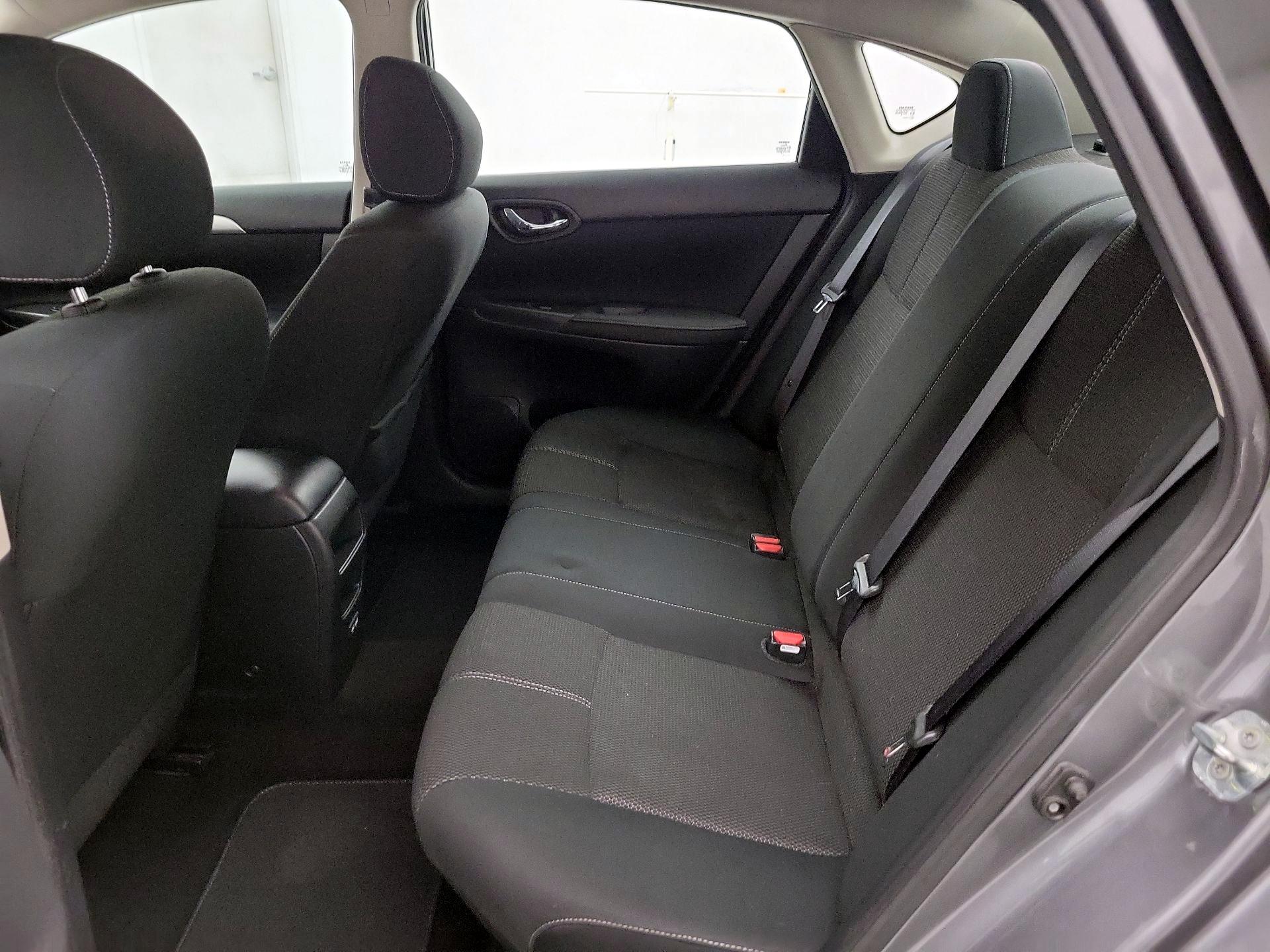 Thumbnail: 2018 Nissan Sentra - 19