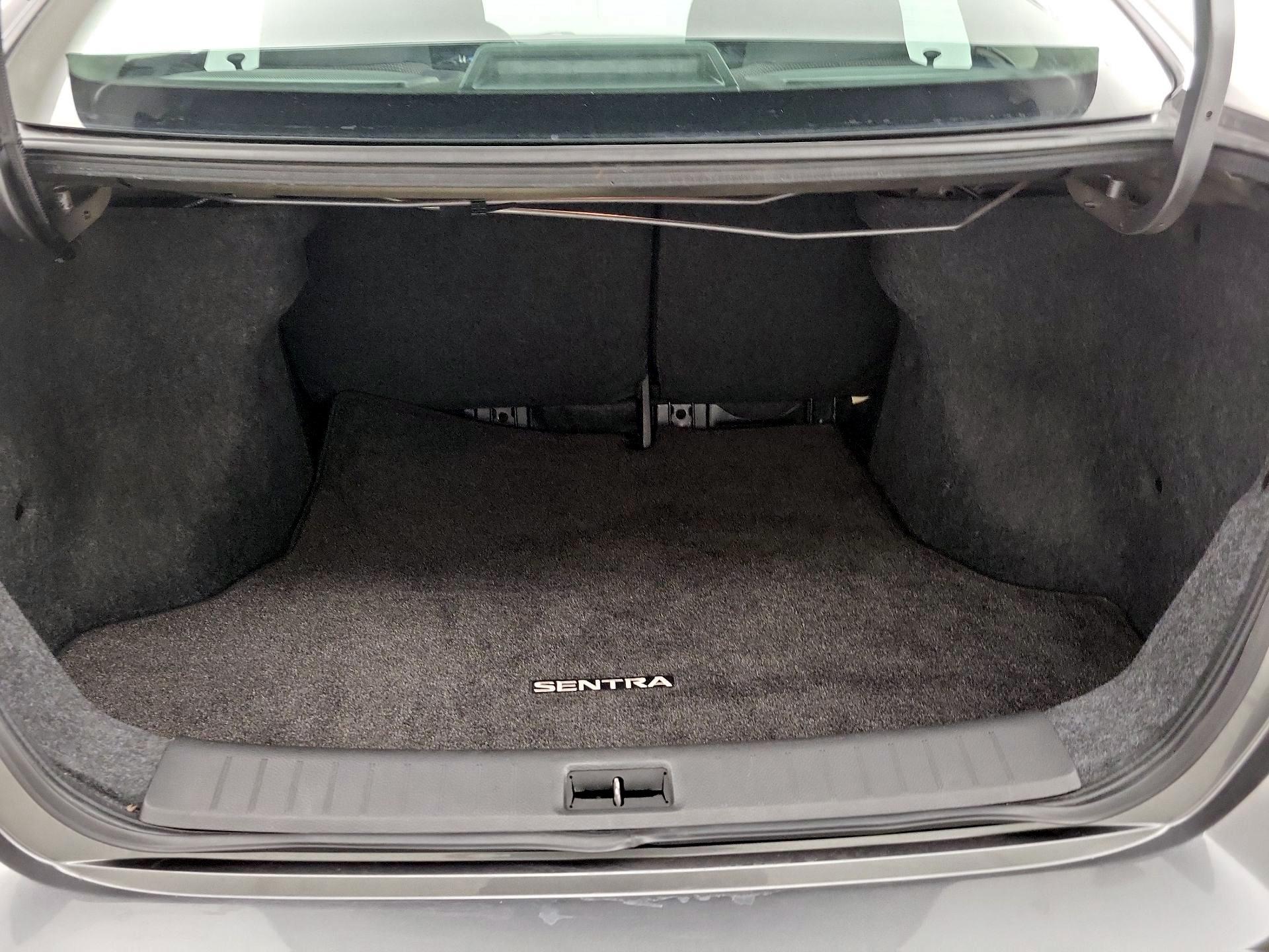 Thumbnail: 2018 Nissan Sentra - 20