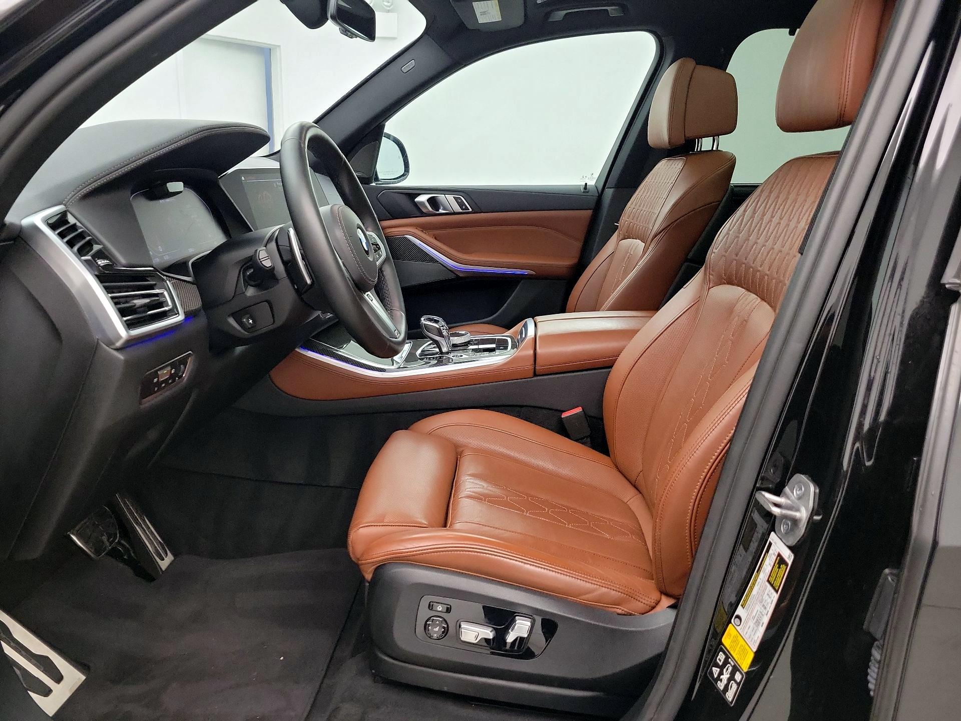 Thumbnail: 2022 BMW X5 - 11