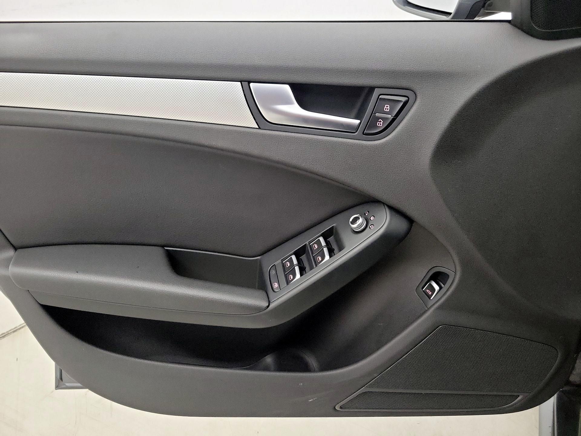 Thumbnail: 2015 Audi A4 - 12