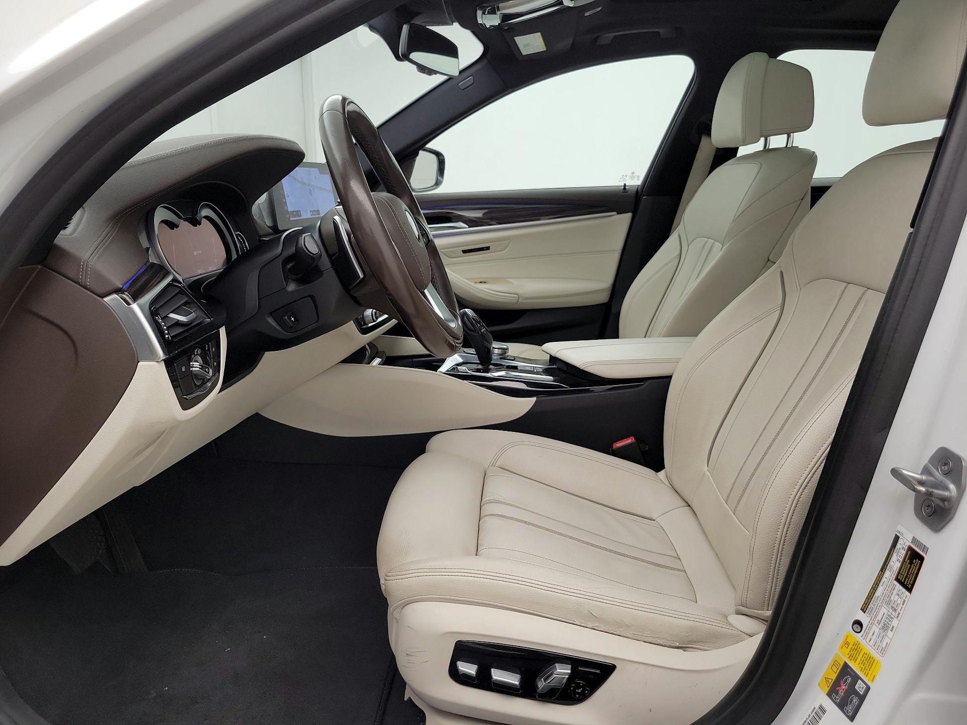 Thumbnail: 2018 BMW 5 Series - 11