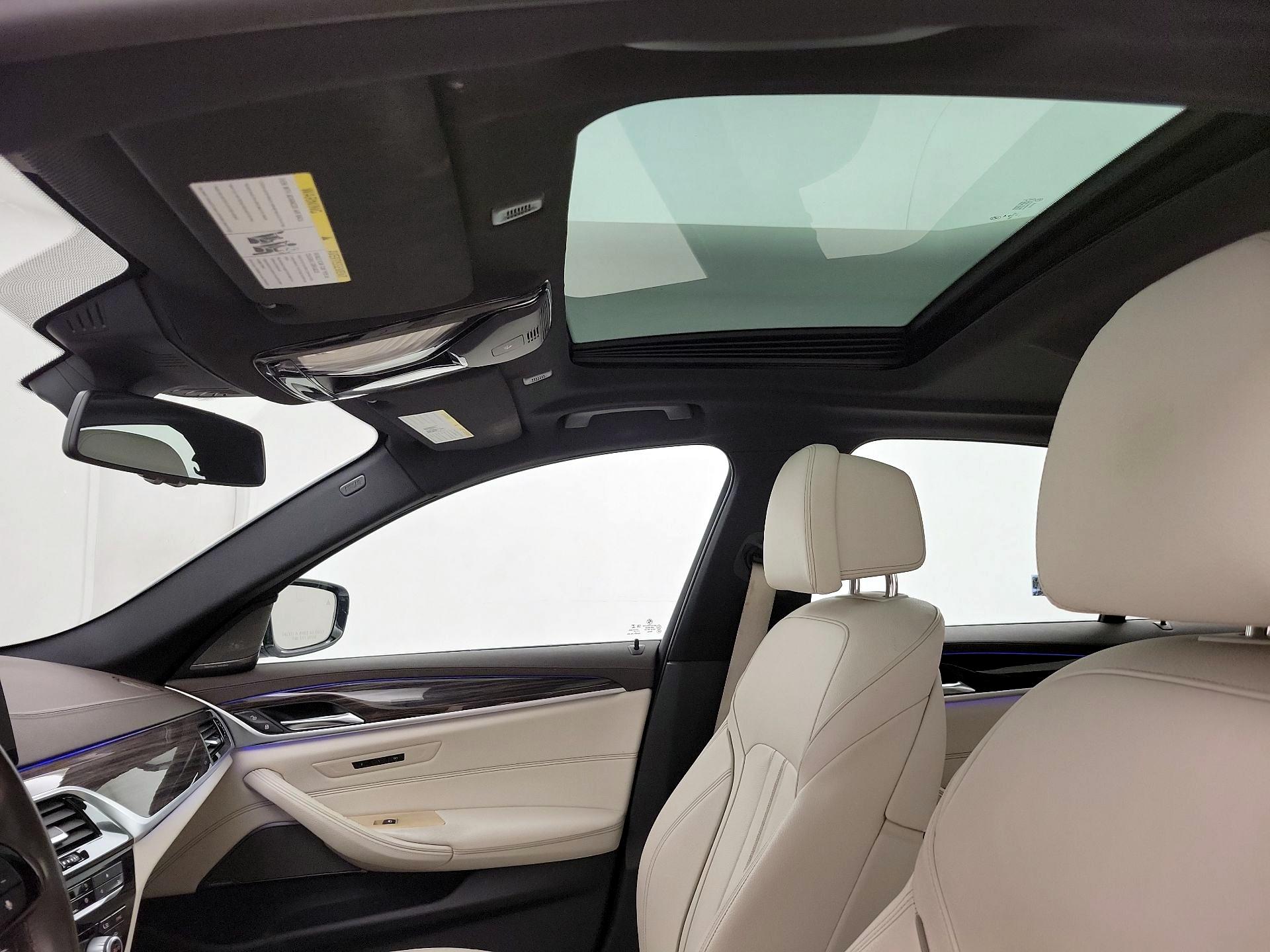 Thumbnail: 2018 BMW 5 Series - 20