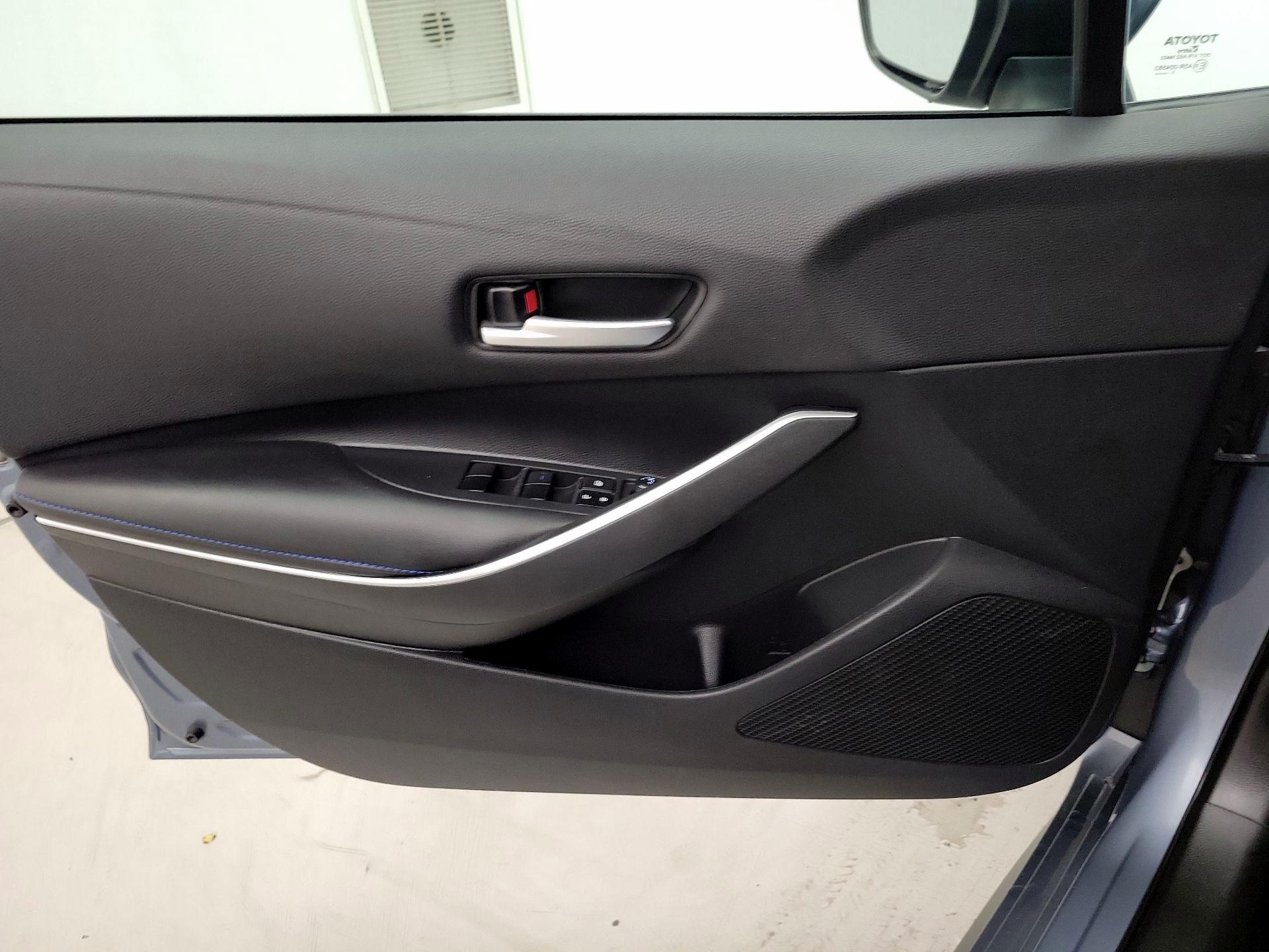 Thumbnail: 2021 Toyota Corolla - 12