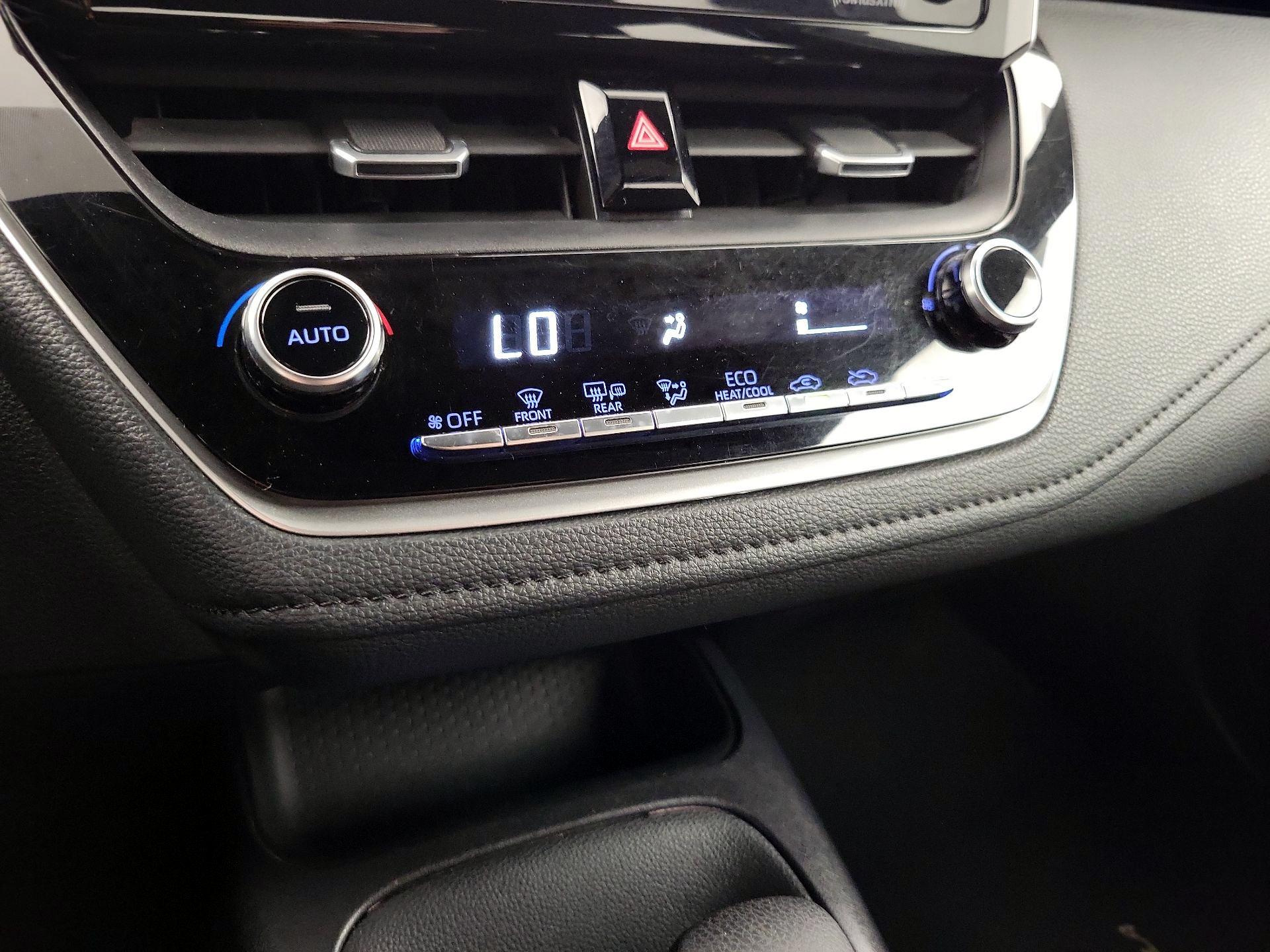 Thumbnail: 2021 Toyota Corolla - 16