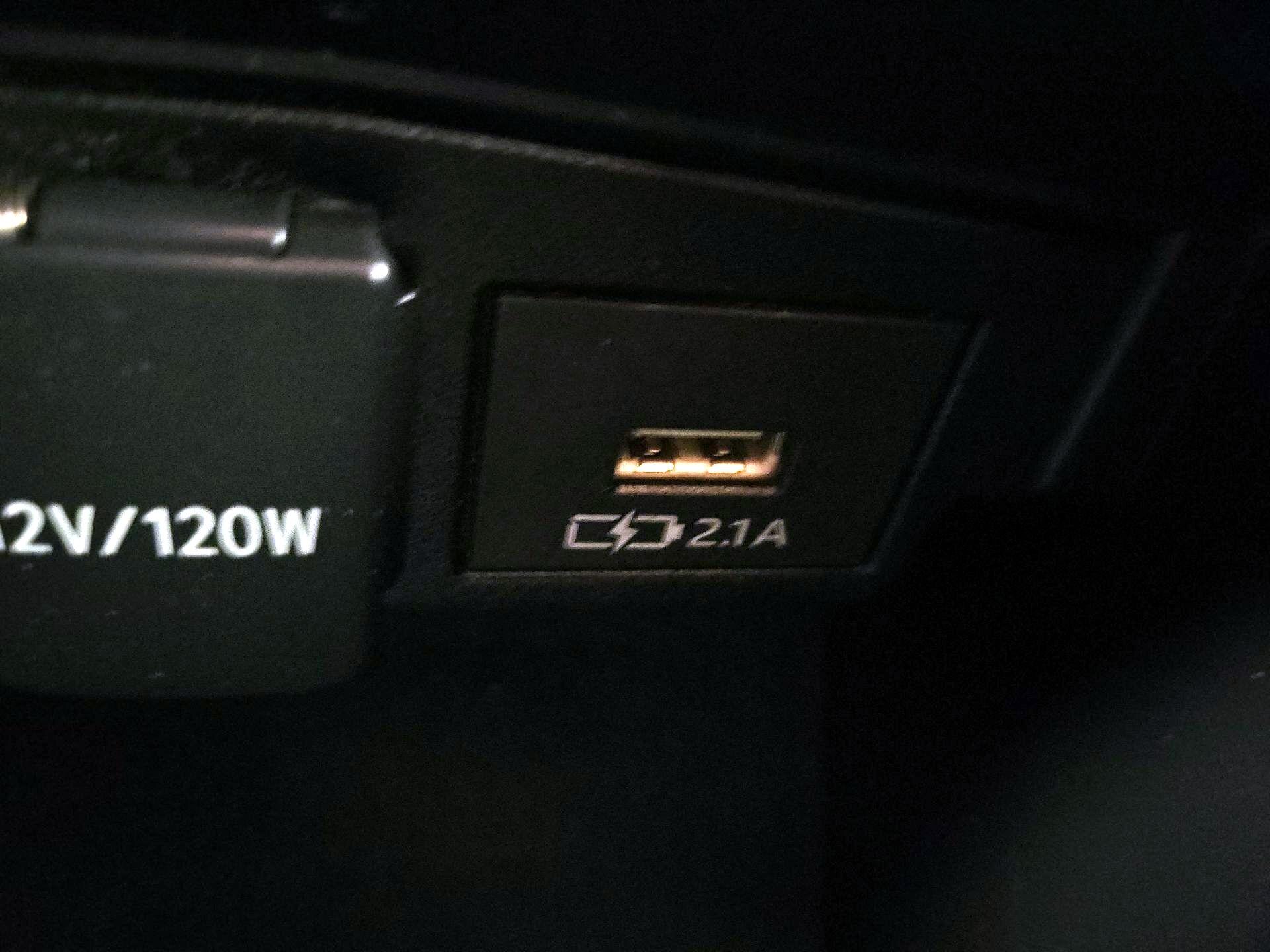 Thumbnail: 2021 Toyota Corolla - 18