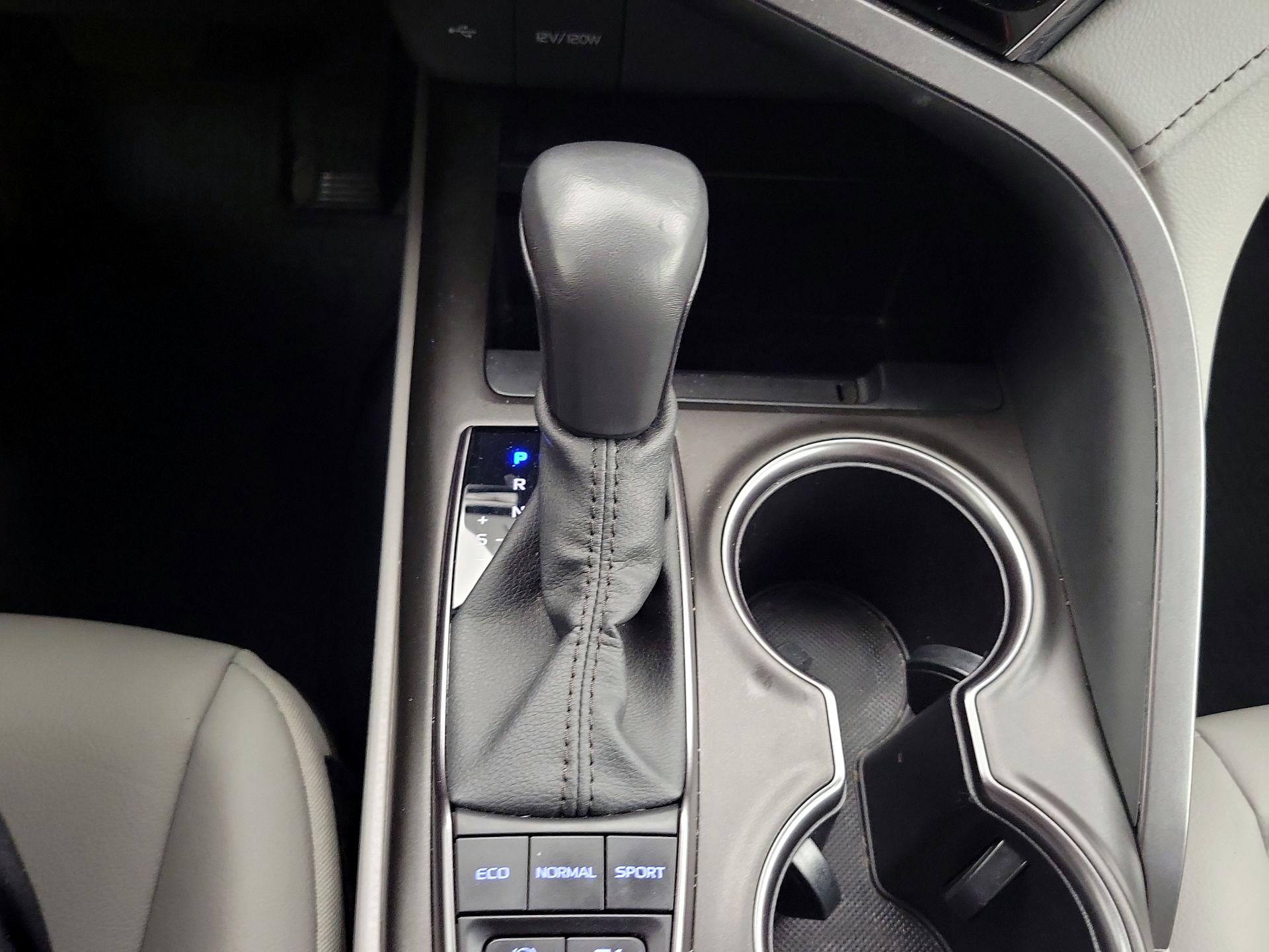 Thumbnail: 2024 Toyota Camry - 17