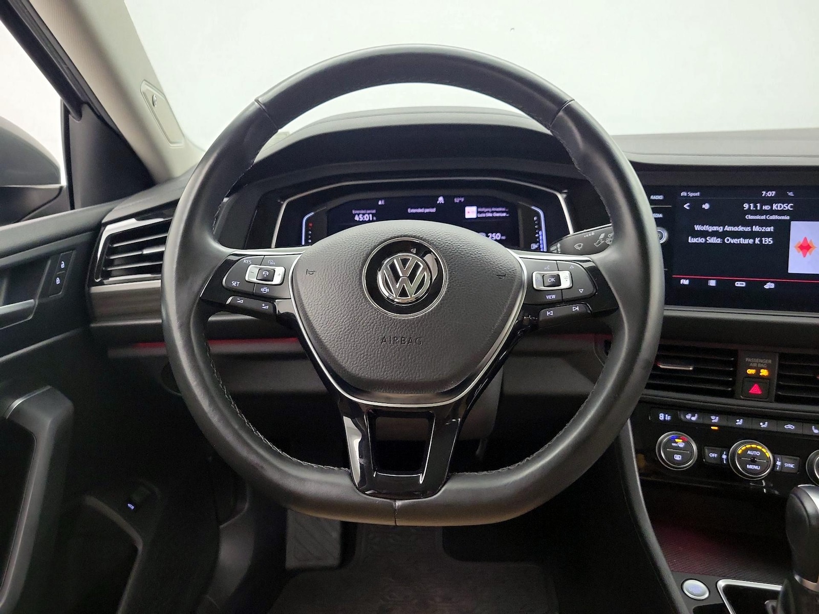 2019 Volkswagen Jetta SEL - Photo 11