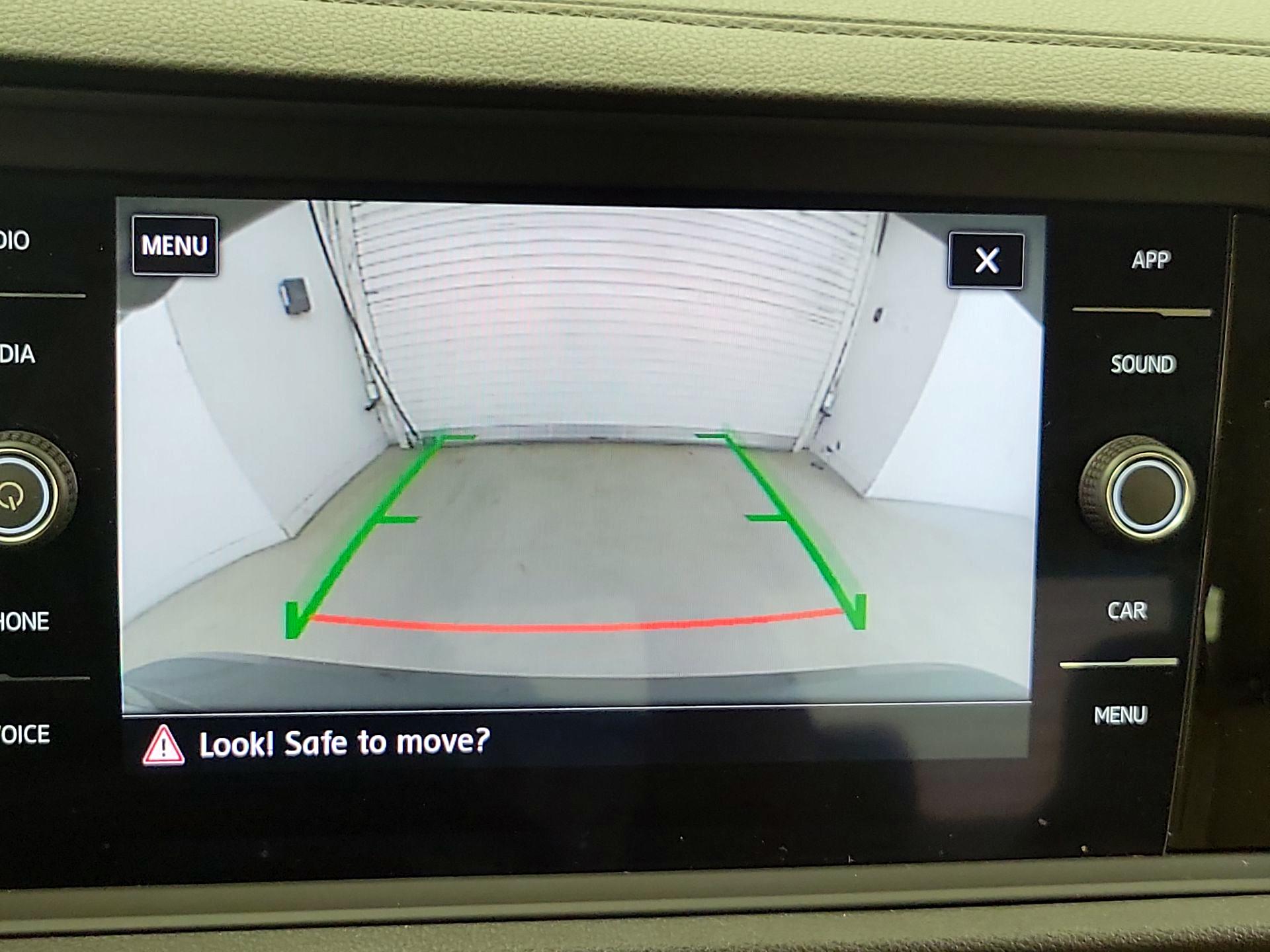 Thumbnail: 2019 Volkswagen Jetta - 14