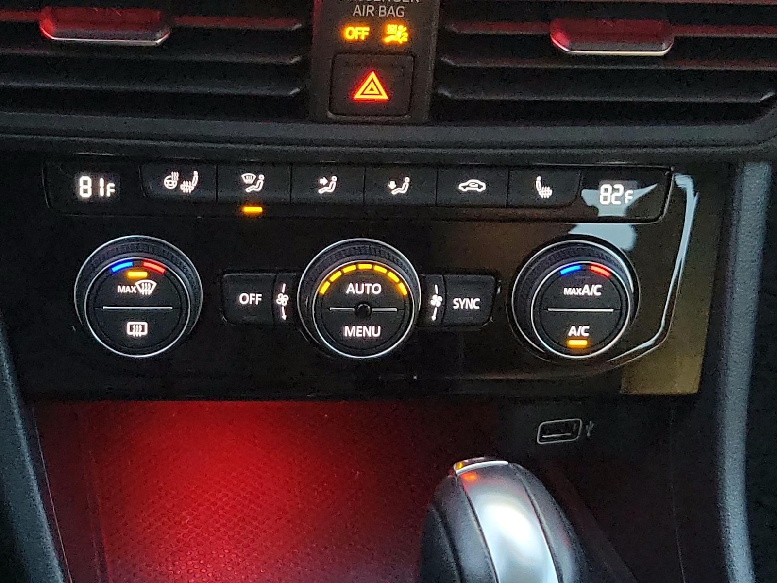 2019 Volkswagen Jetta SEL - Photo 17