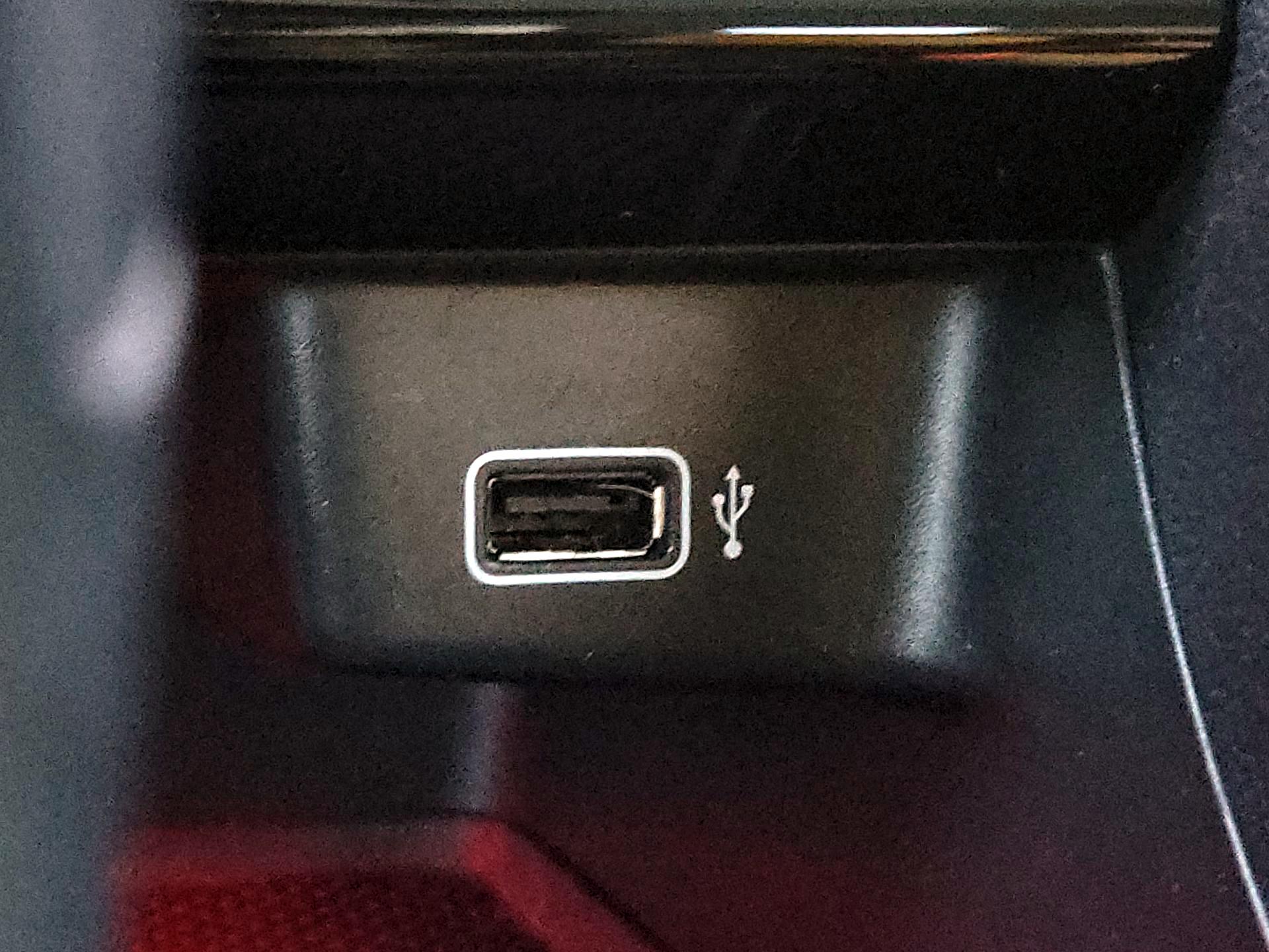 Thumbnail: 2019 Volkswagen Jetta - 18