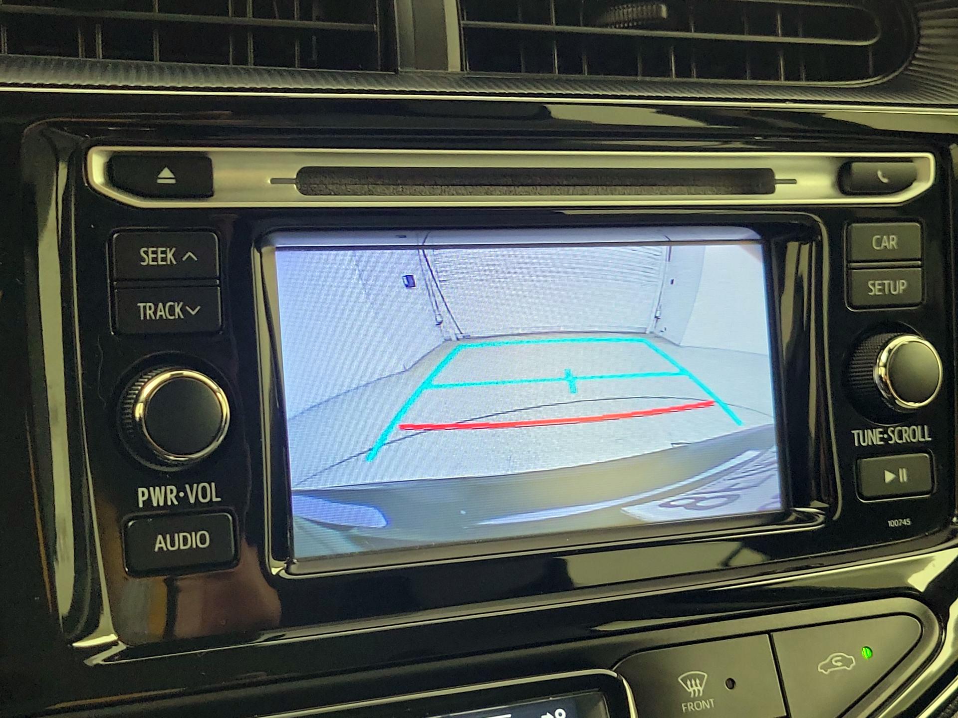 Thumbnail: 2018 Toyota Prius c - 14