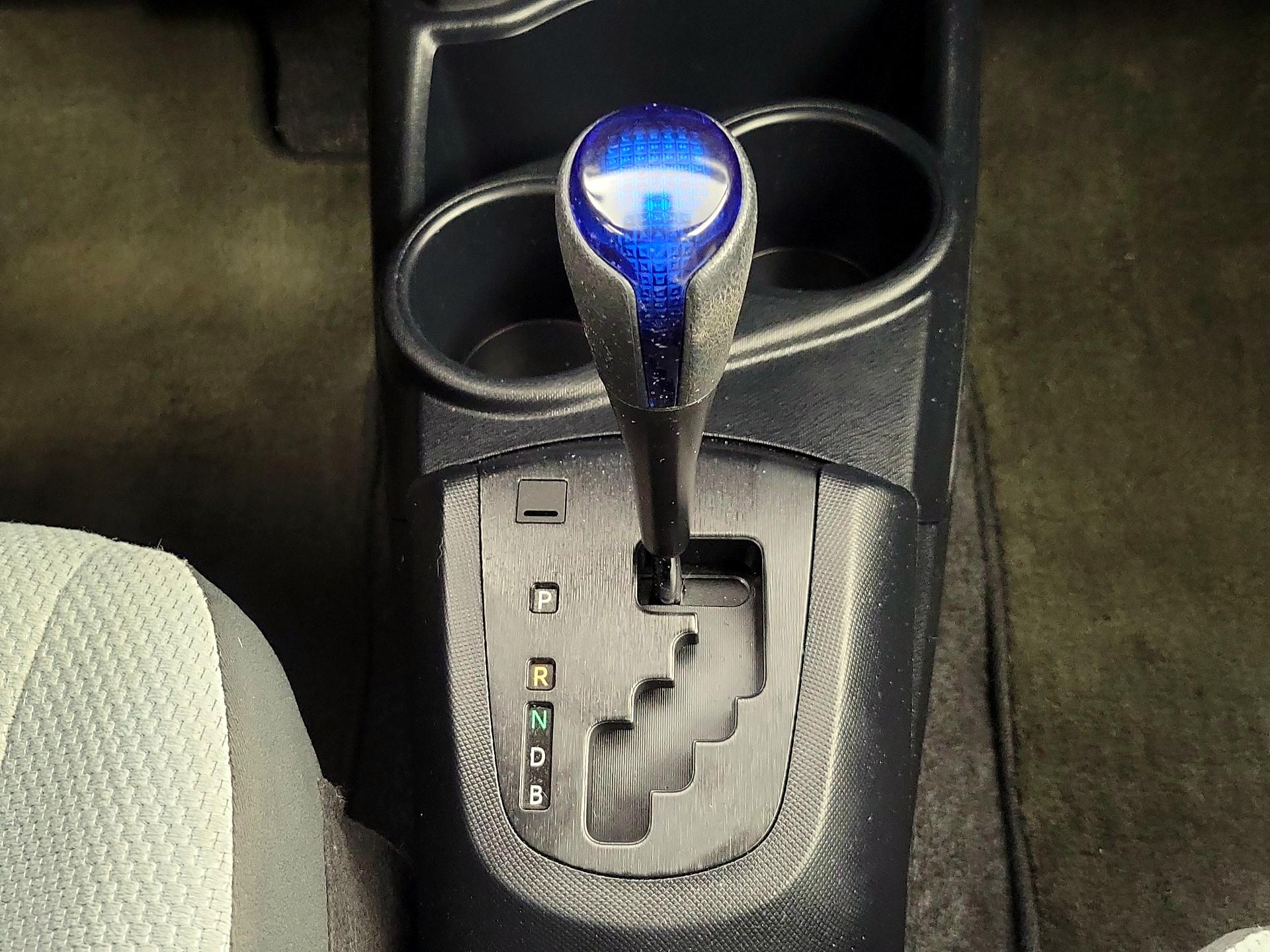 Thumbnail: 2018 Toyota Prius c - 17