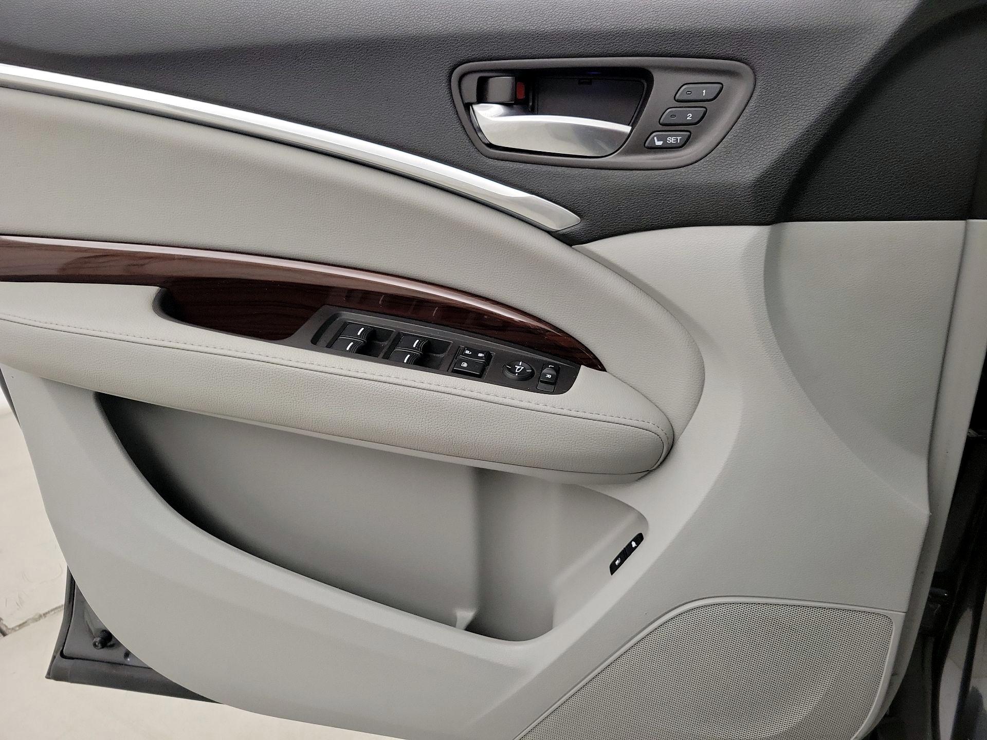 Thumbnail: 2016 Acura MDX - 12