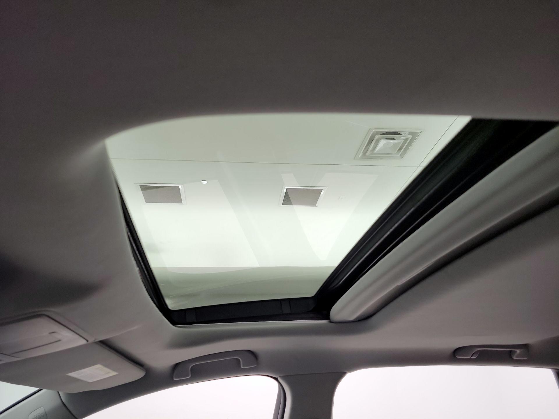 Thumbnail: 2016 Acura MDX - 19