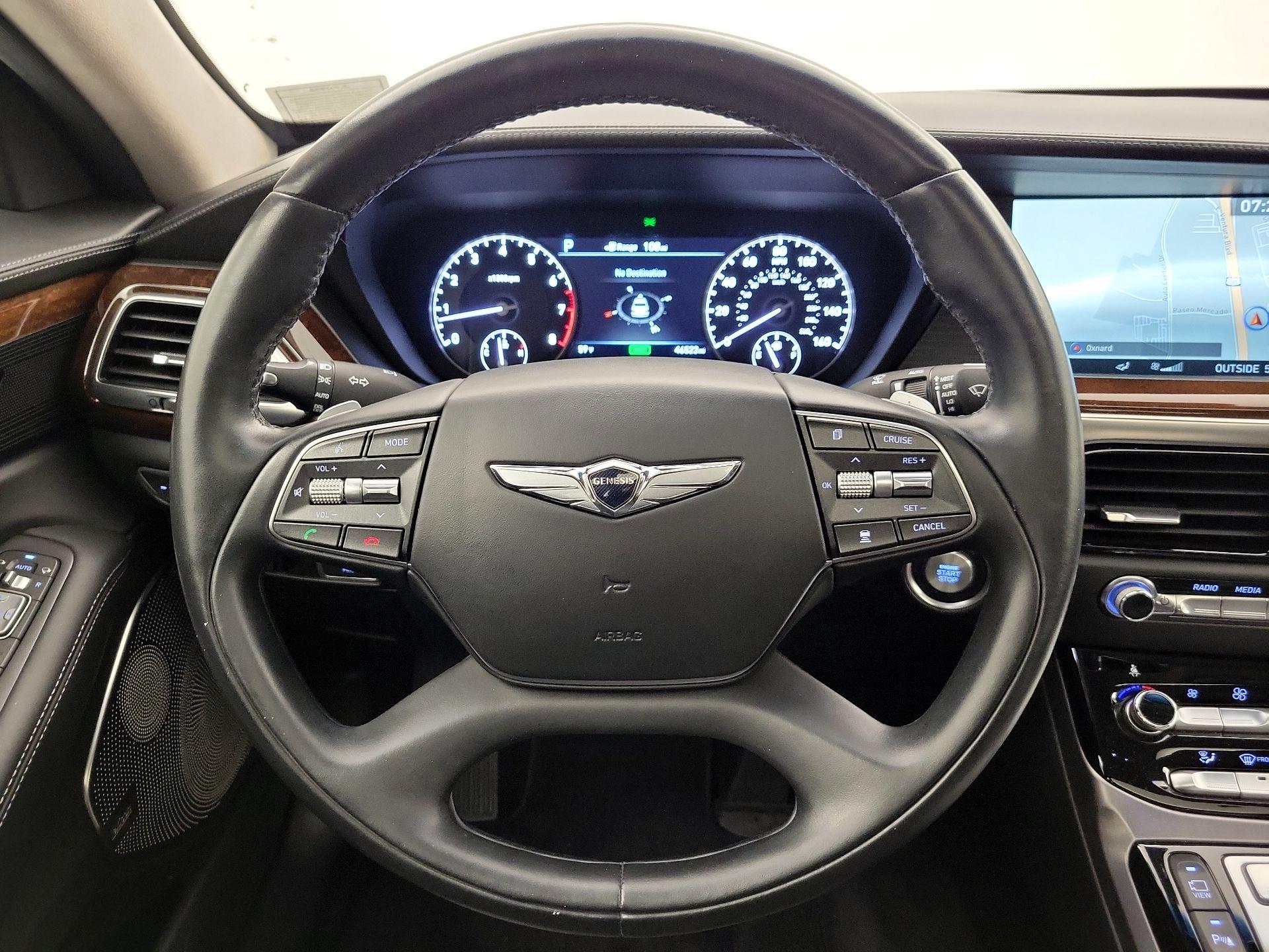 Thumbnail: 2019 Genesis G90 - 10