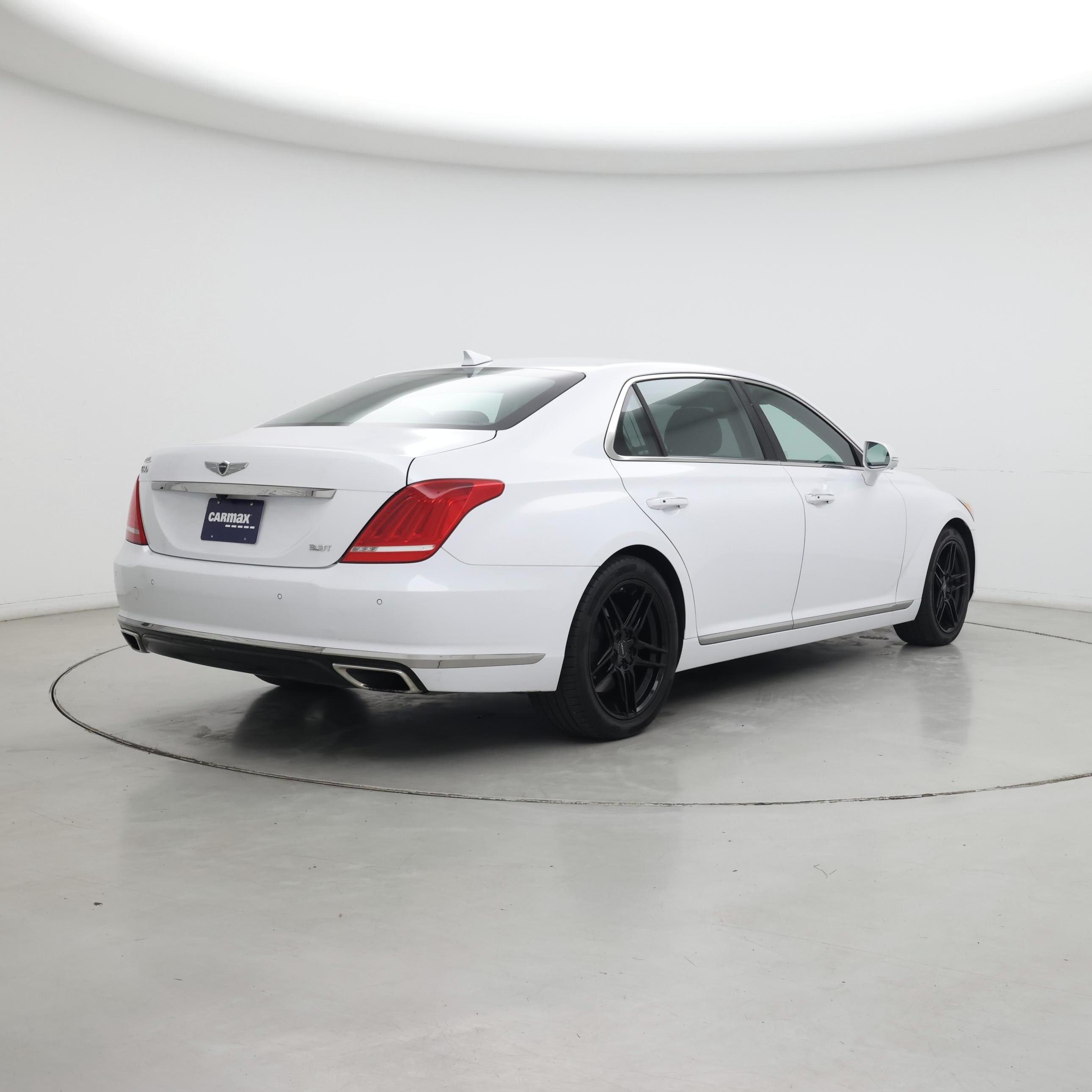 Thumbnail: 2019 Genesis G90 - 8