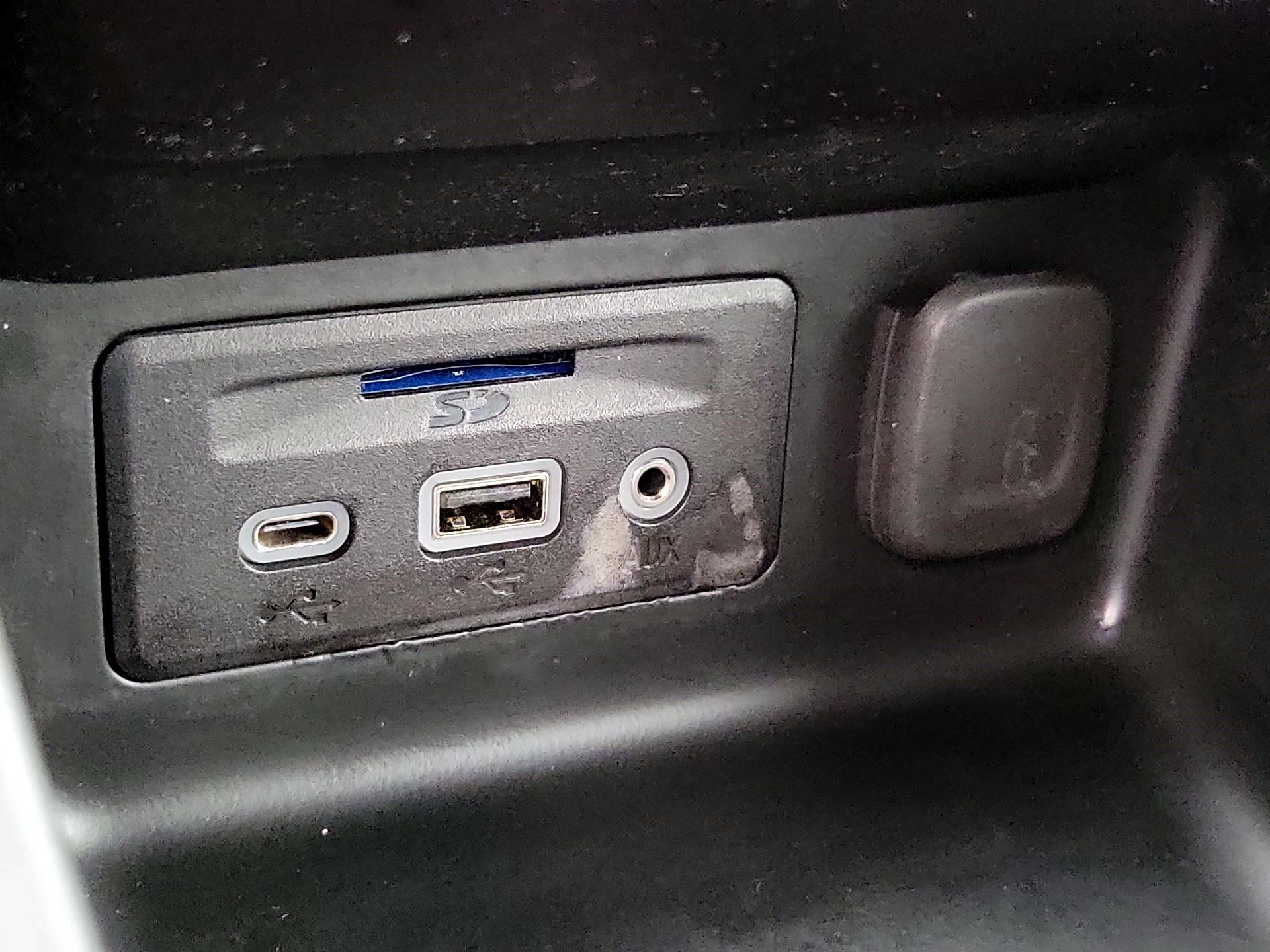 Thumbnail: 2022 GMC Terrain - 18