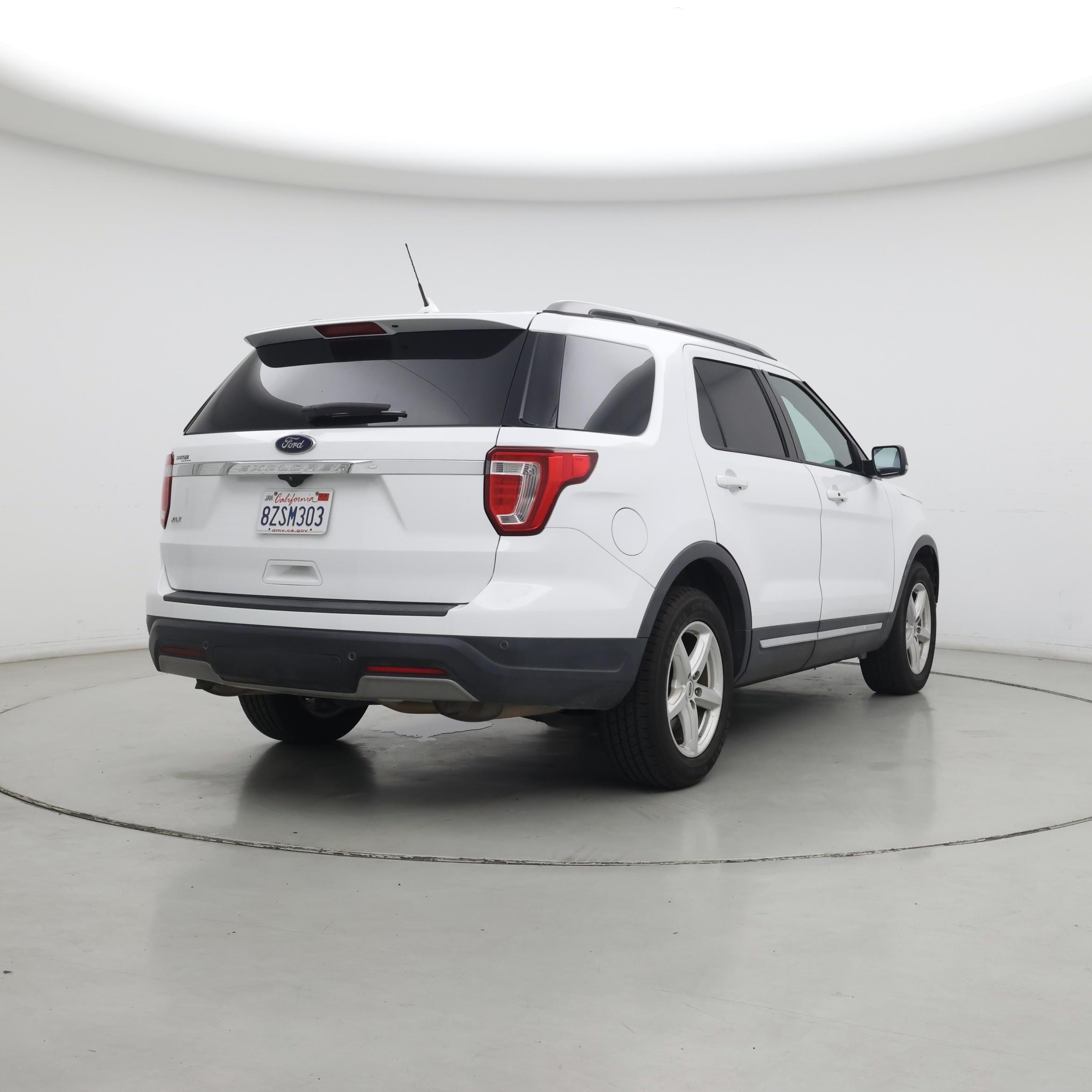 Thumbnail: 2019 Ford Explorer - 8