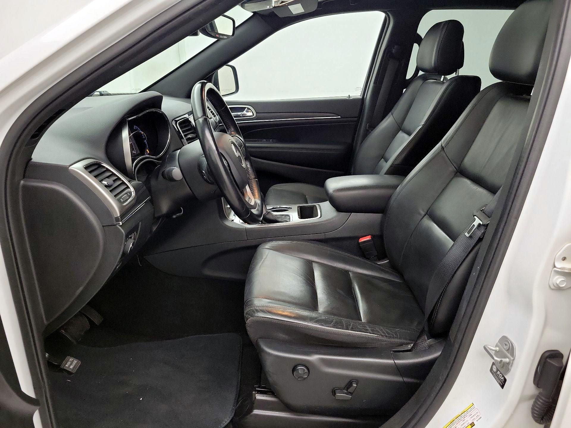 Thumbnail: 2022 Jeep Grand Cherokee - 11