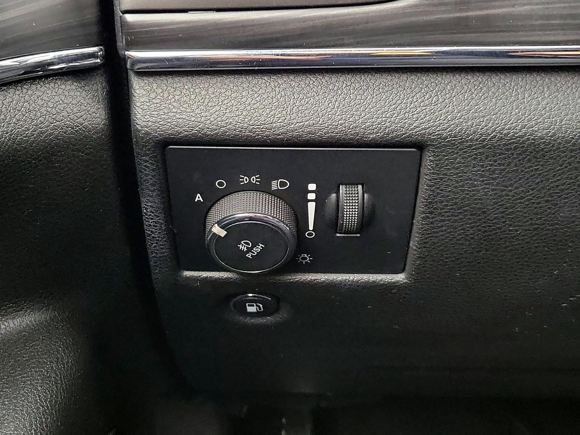 Thumbnail: 2022 Jeep Grand Cherokee - 13