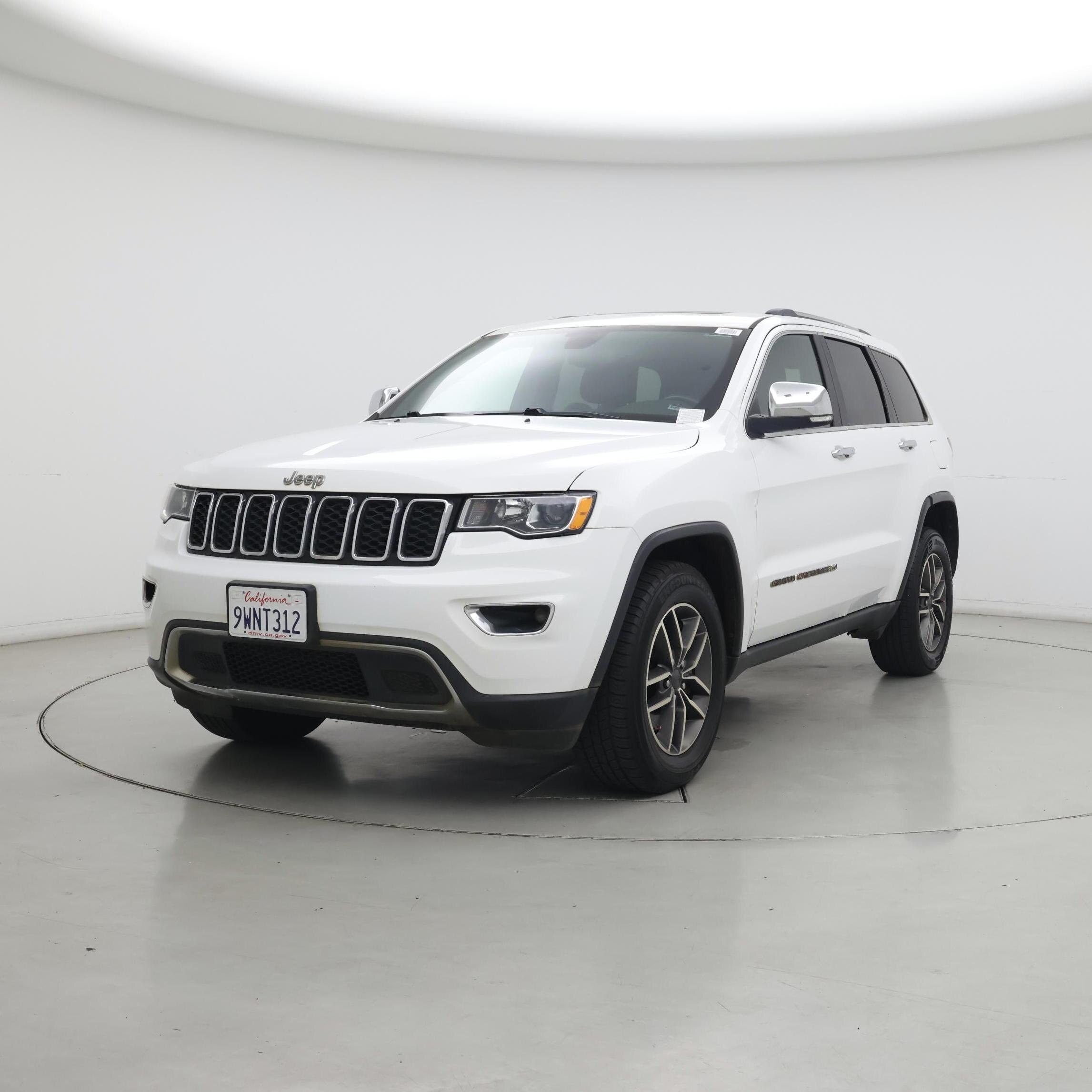 Thumbnail: 2022 Jeep Grand Cherokee - 4