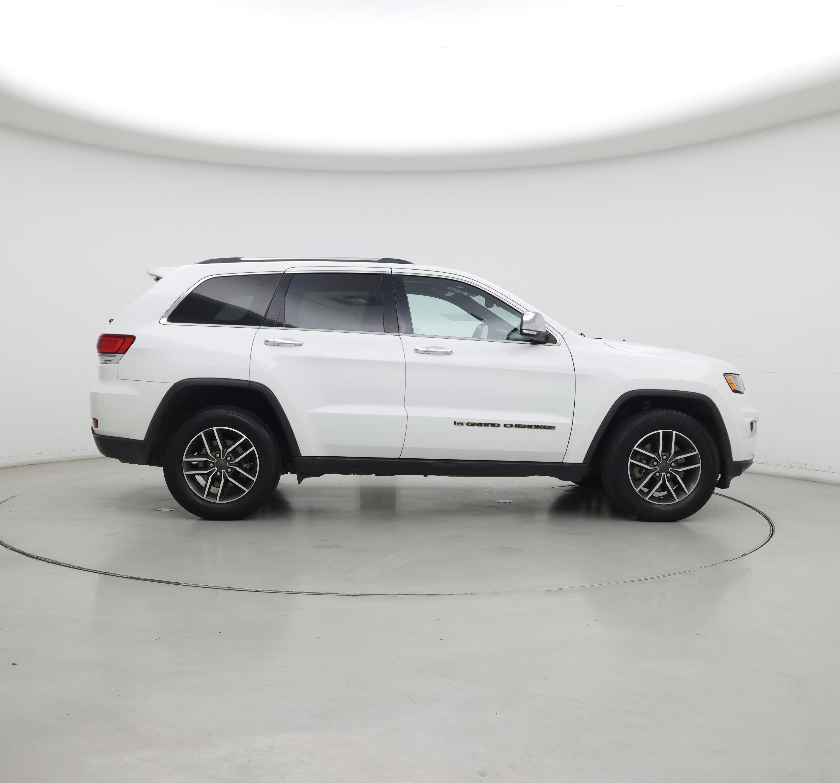 Thumbnail: 2022 Jeep Grand Cherokee - 7