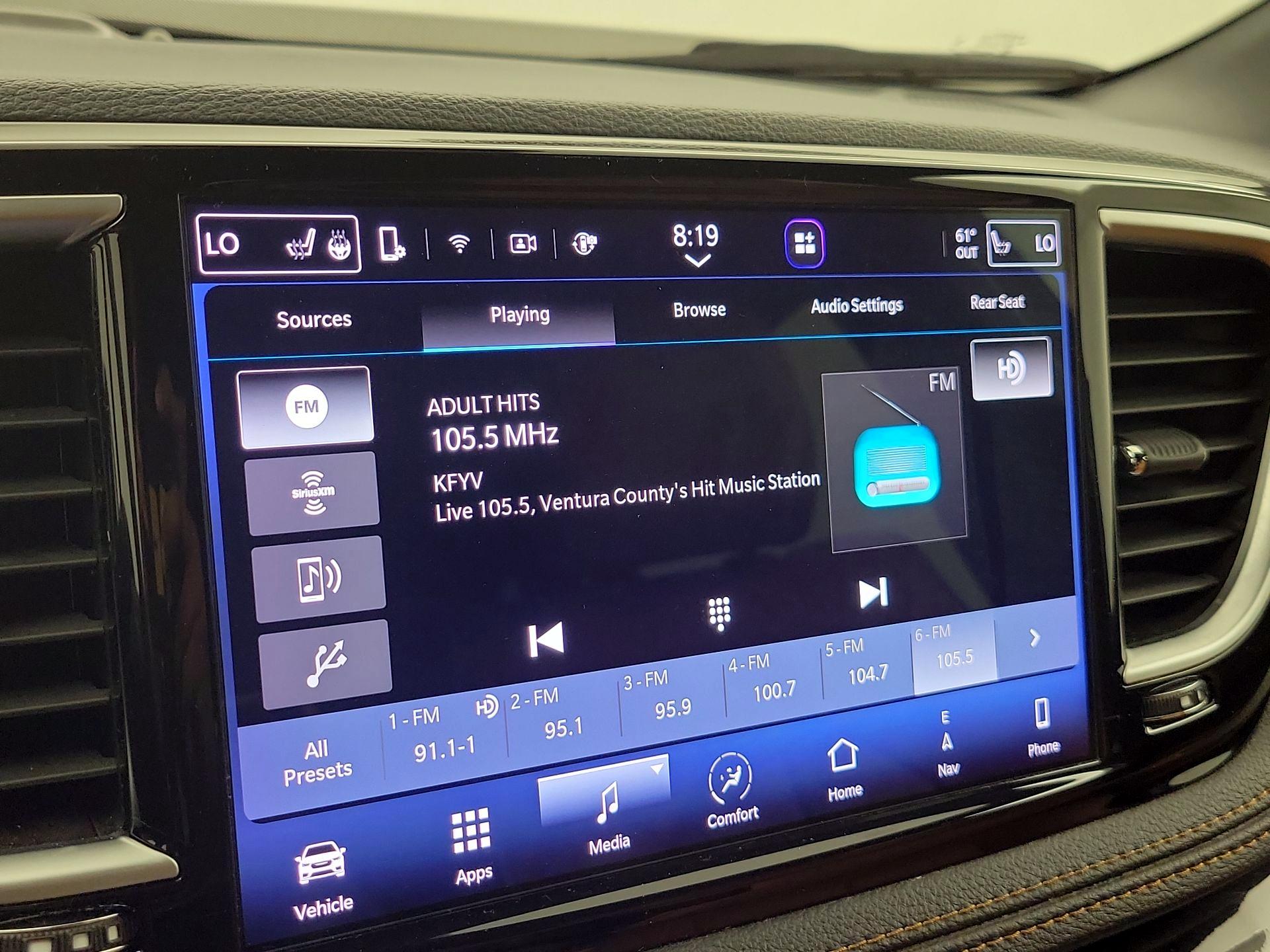 Thumbnail: 2023 Chrysler Pacifica - 16