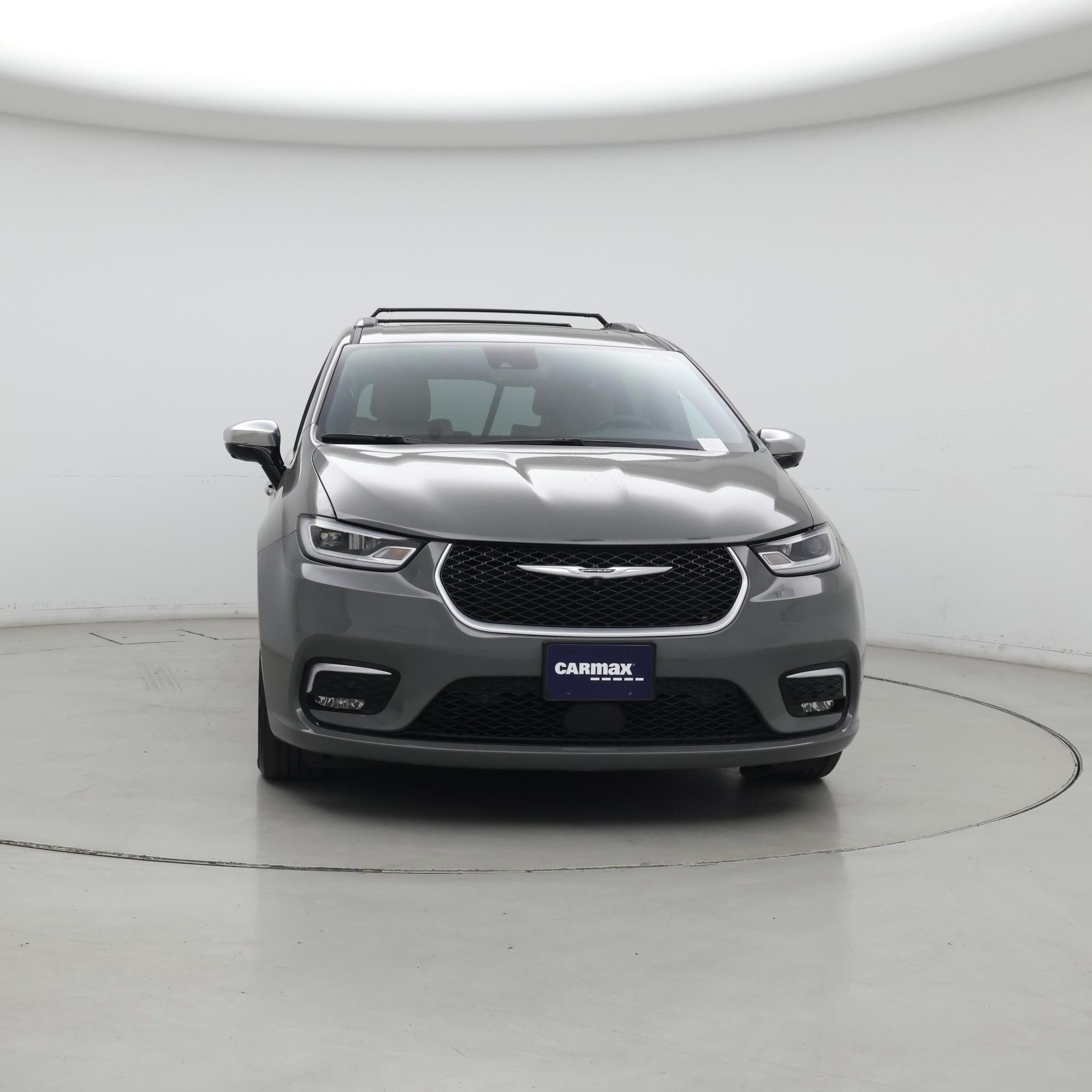 Thumbnail: 2023 Chrysler Pacifica - 5