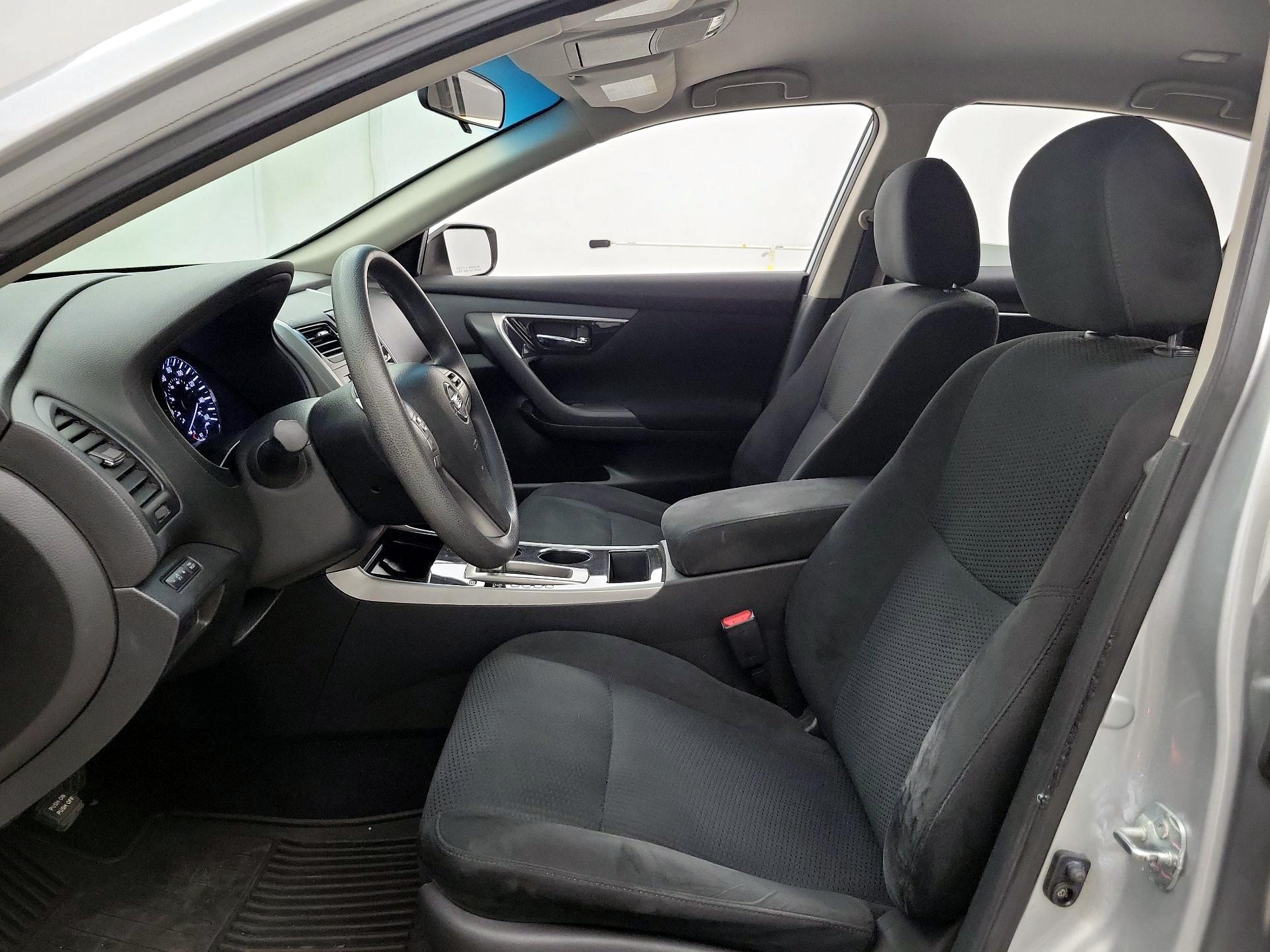 Thumbnail: 2014 Nissan Altima - 11