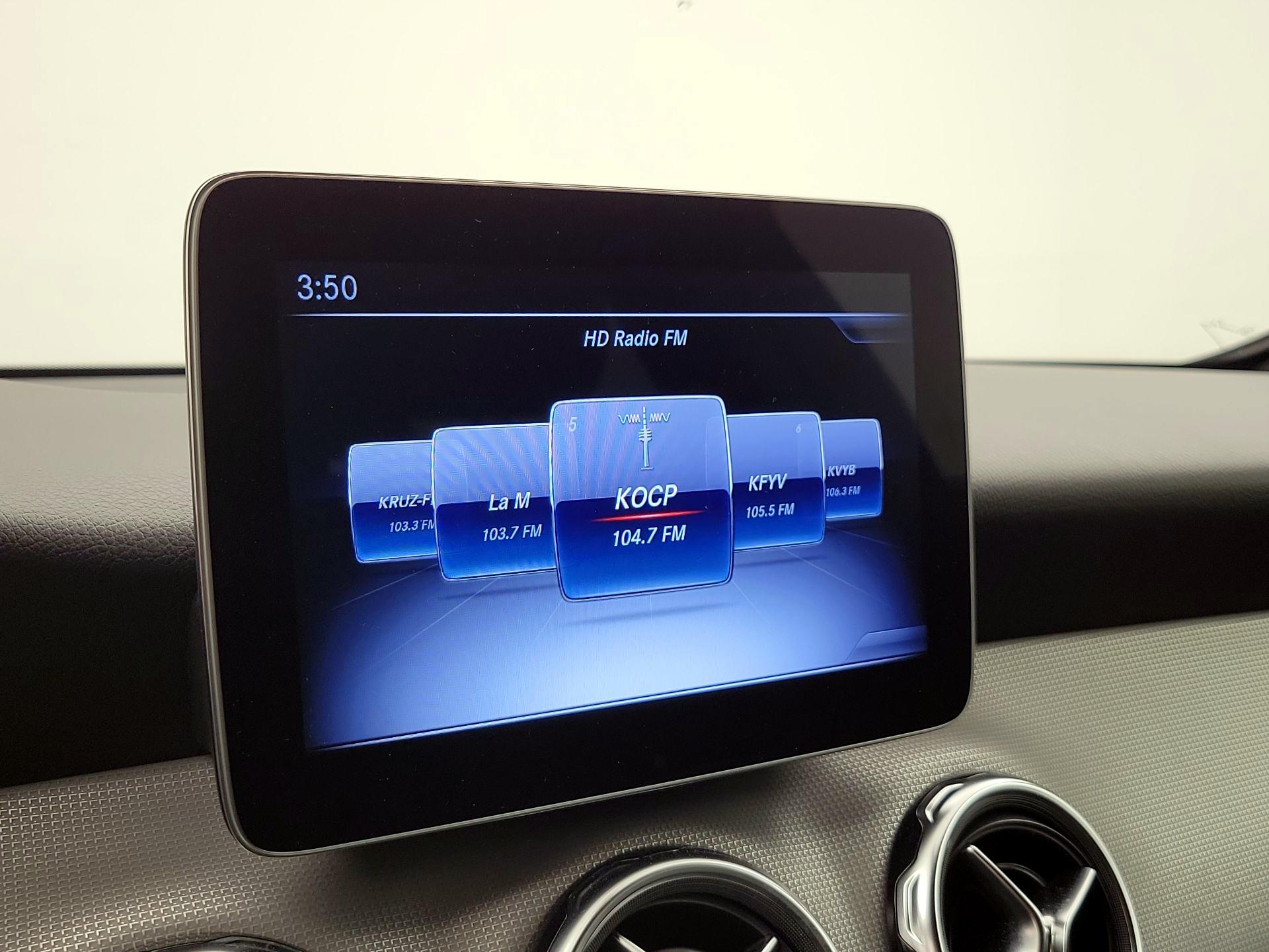 Thumbnail: 2020 Mercedes-Benz GLA - 16