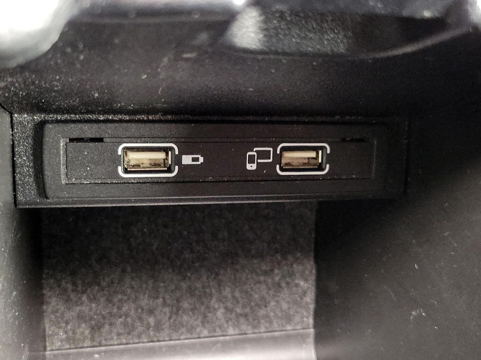 Thumbnail: 2020 Mercedes-Benz GLA - 19