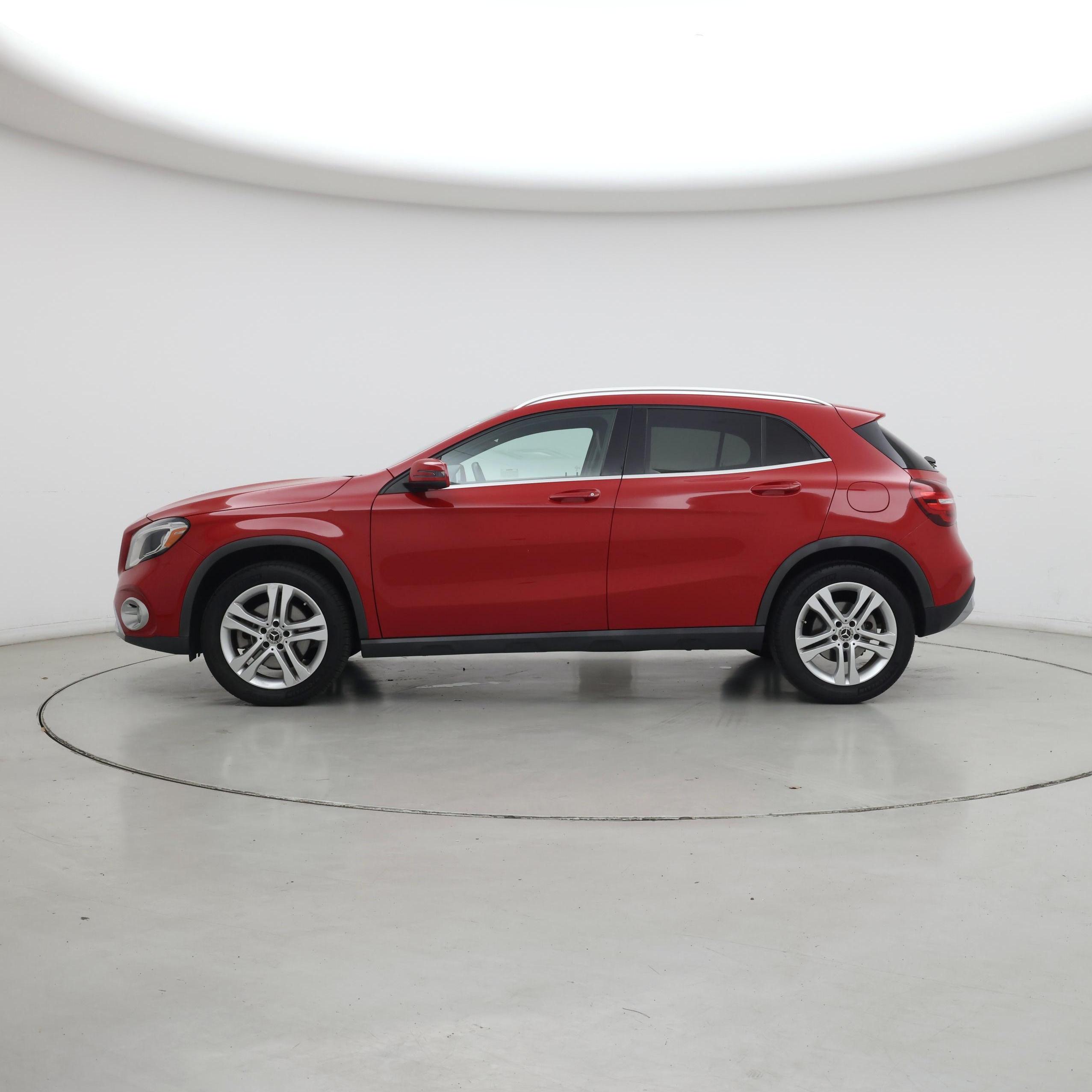 Thumbnail: 2020 Mercedes-Benz GLA - 3