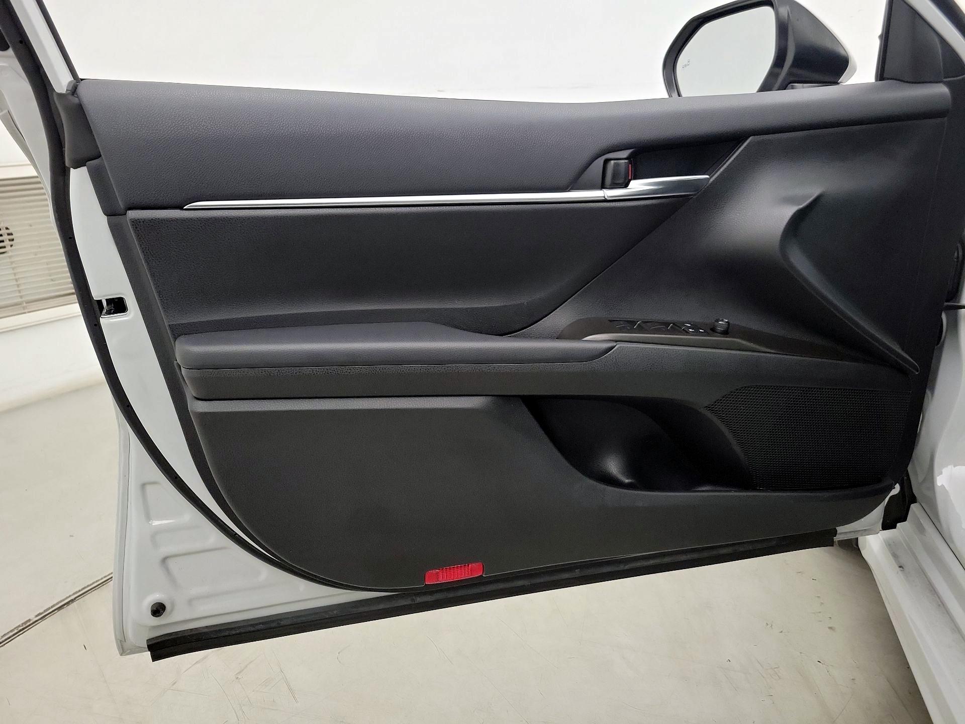 Thumbnail: 2024 Toyota Camry - 12