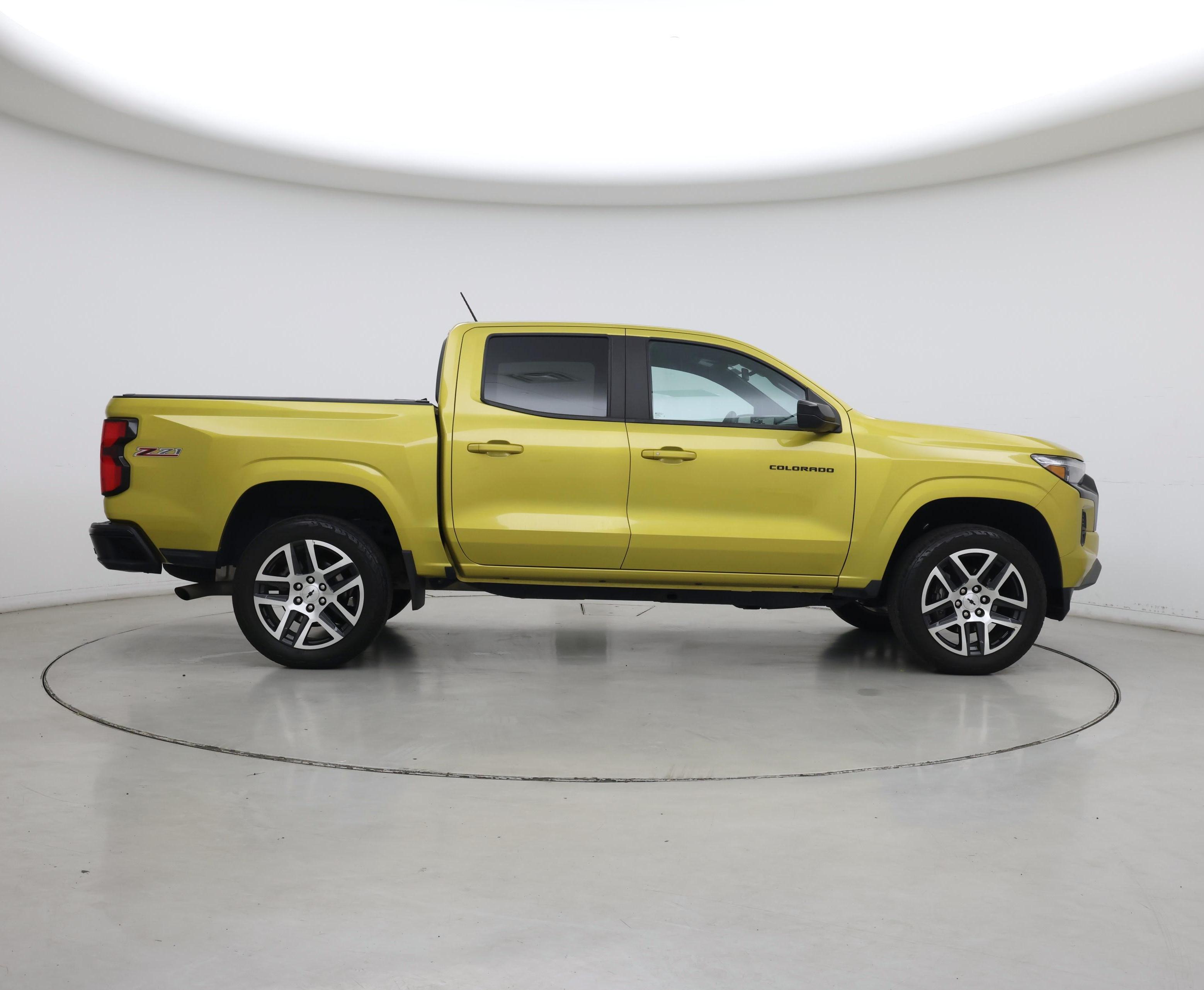 Thumbnail: 2023 Chevrolet Colorado - 7