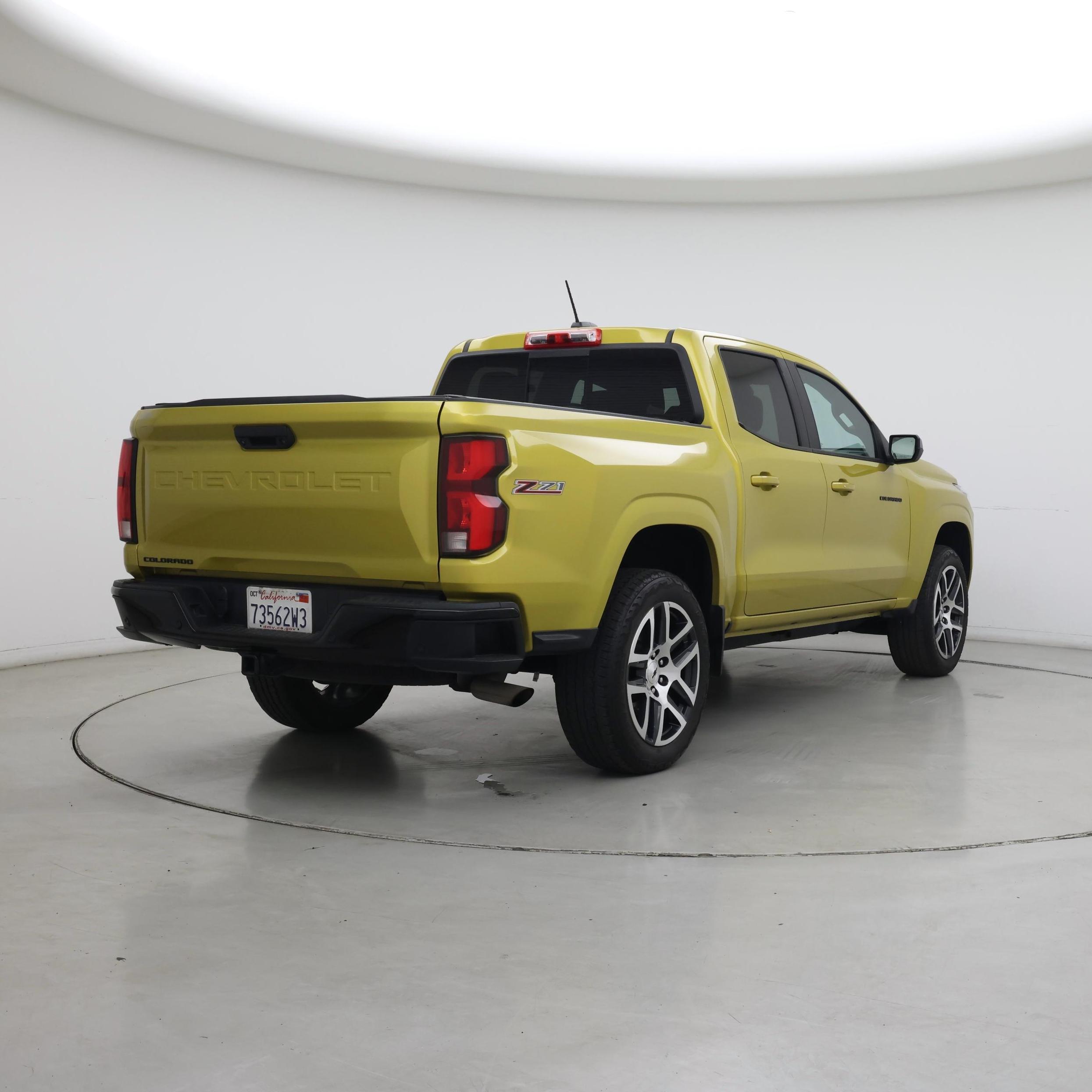 Thumbnail: 2023 Chevrolet Colorado - 8